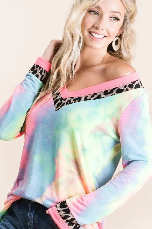 BiBi Tie Dye Terry V-Neck Top | Sybaritic Boutique