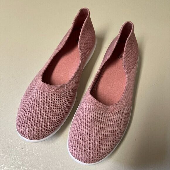 Women's Slip on Shoes Size 5