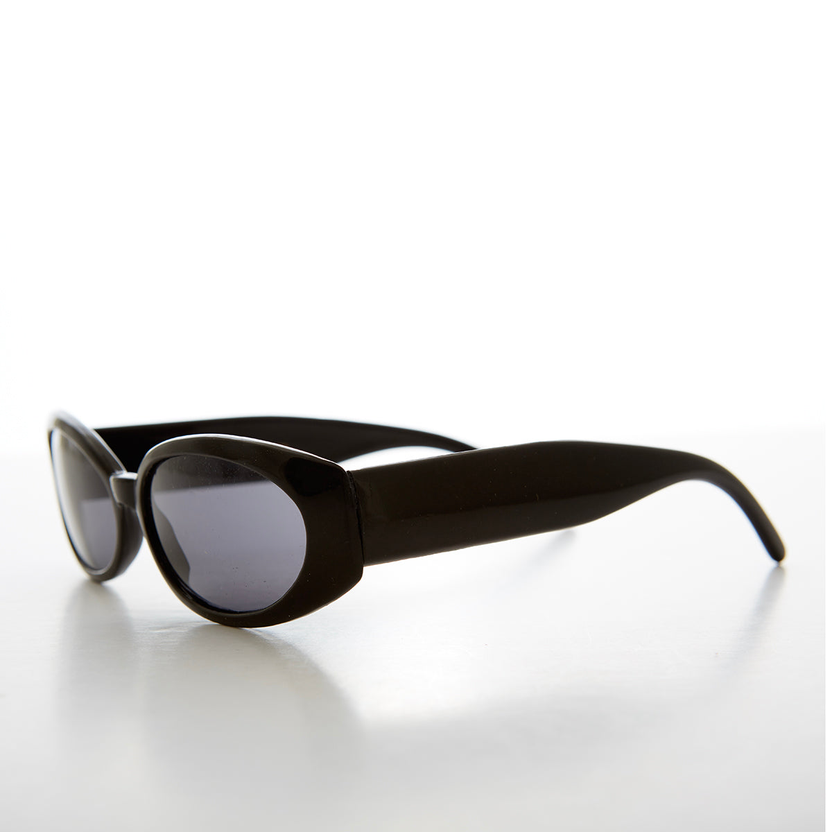 Oval Cat Eye Deadstock Sunglass - Molly