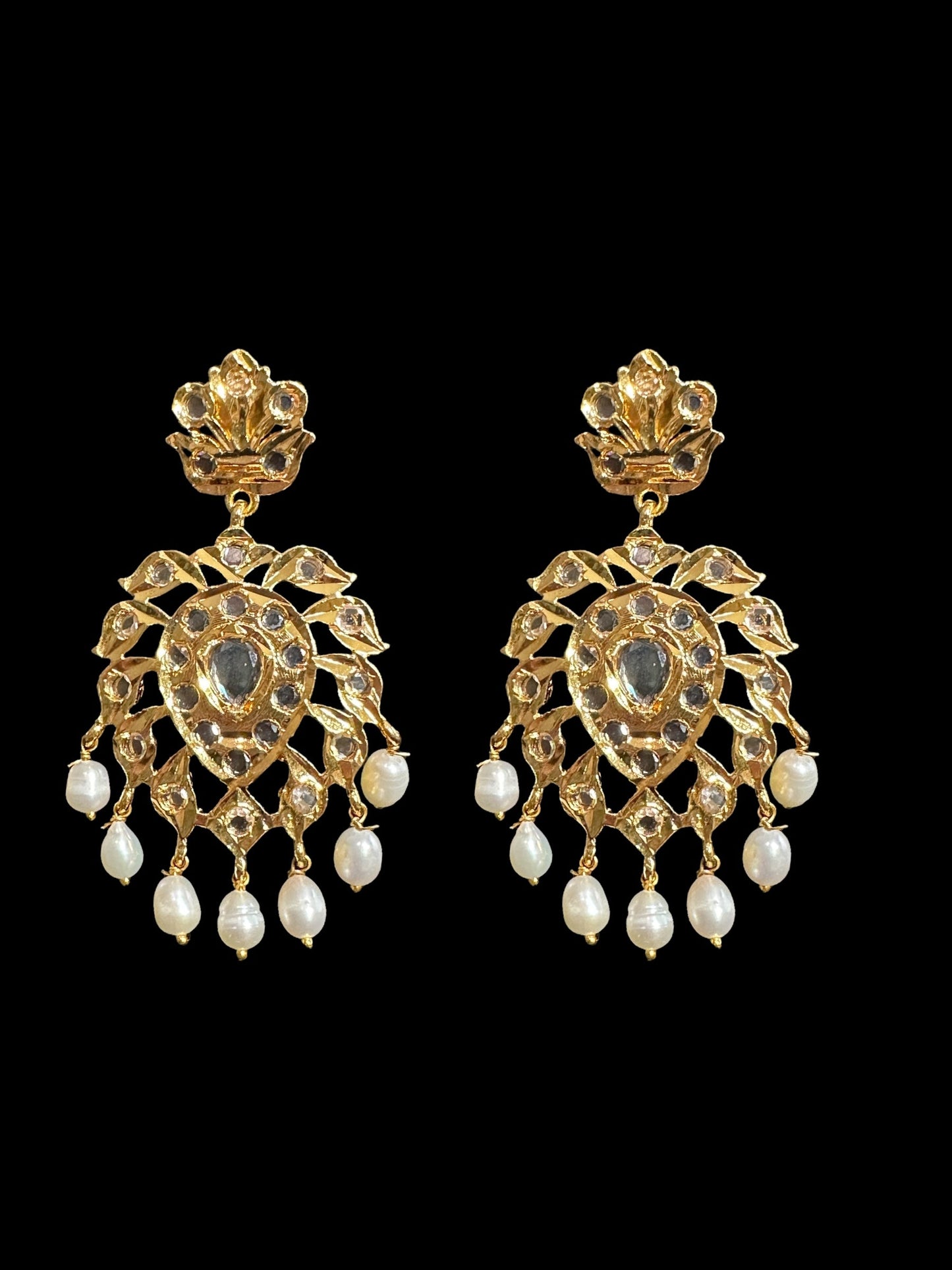 PS345 Alvira pan necklace set in fresh water pearls (READY TO SHIP )