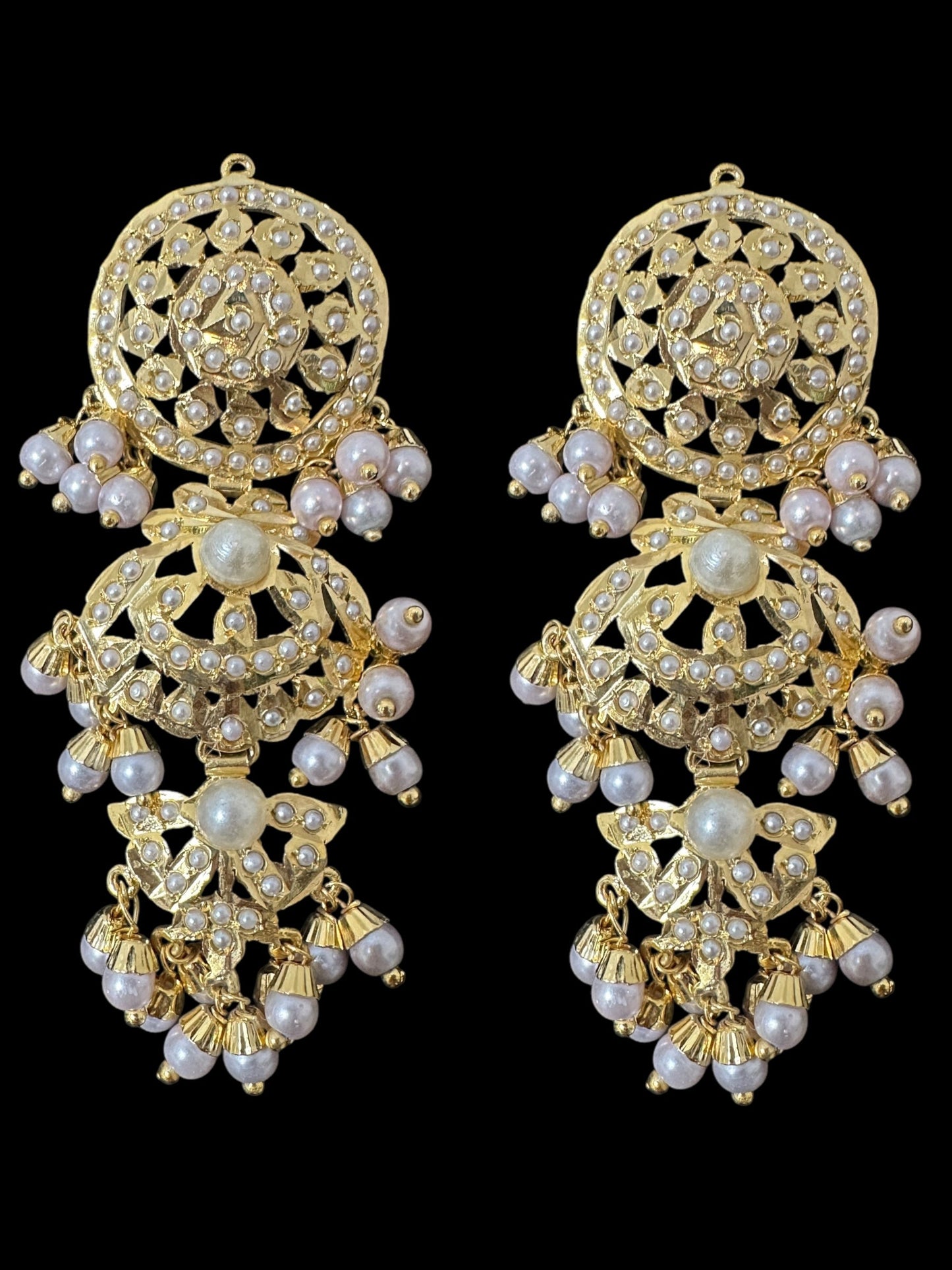 DER802 MAYA gold plated earrings in pearls (READY TO SHIP)