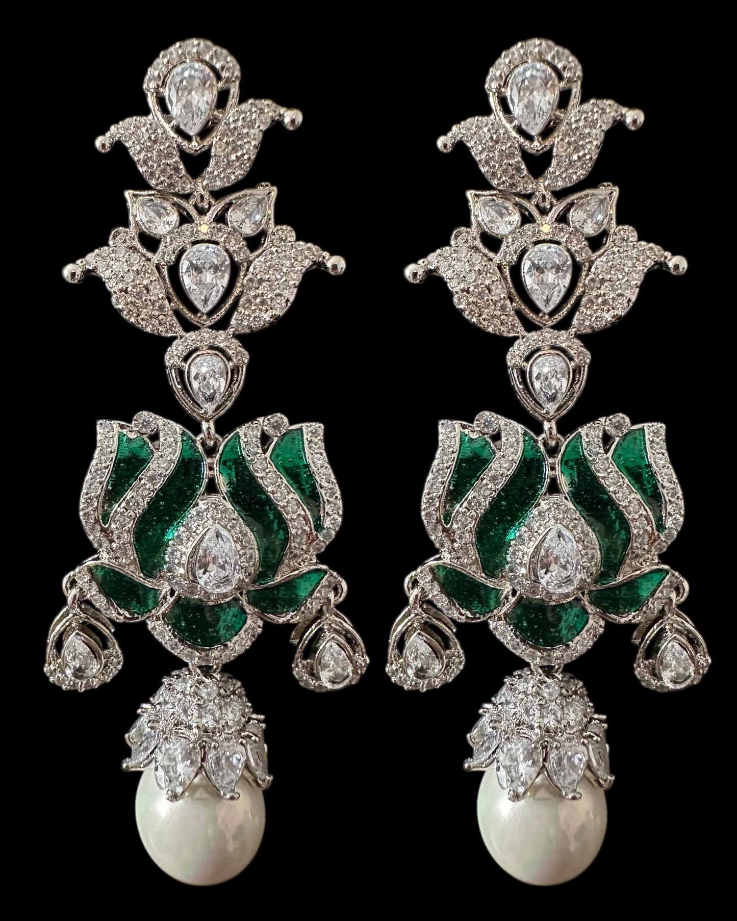 DER811 Lotus Cz earrings -Green ( READY TO SHIP )