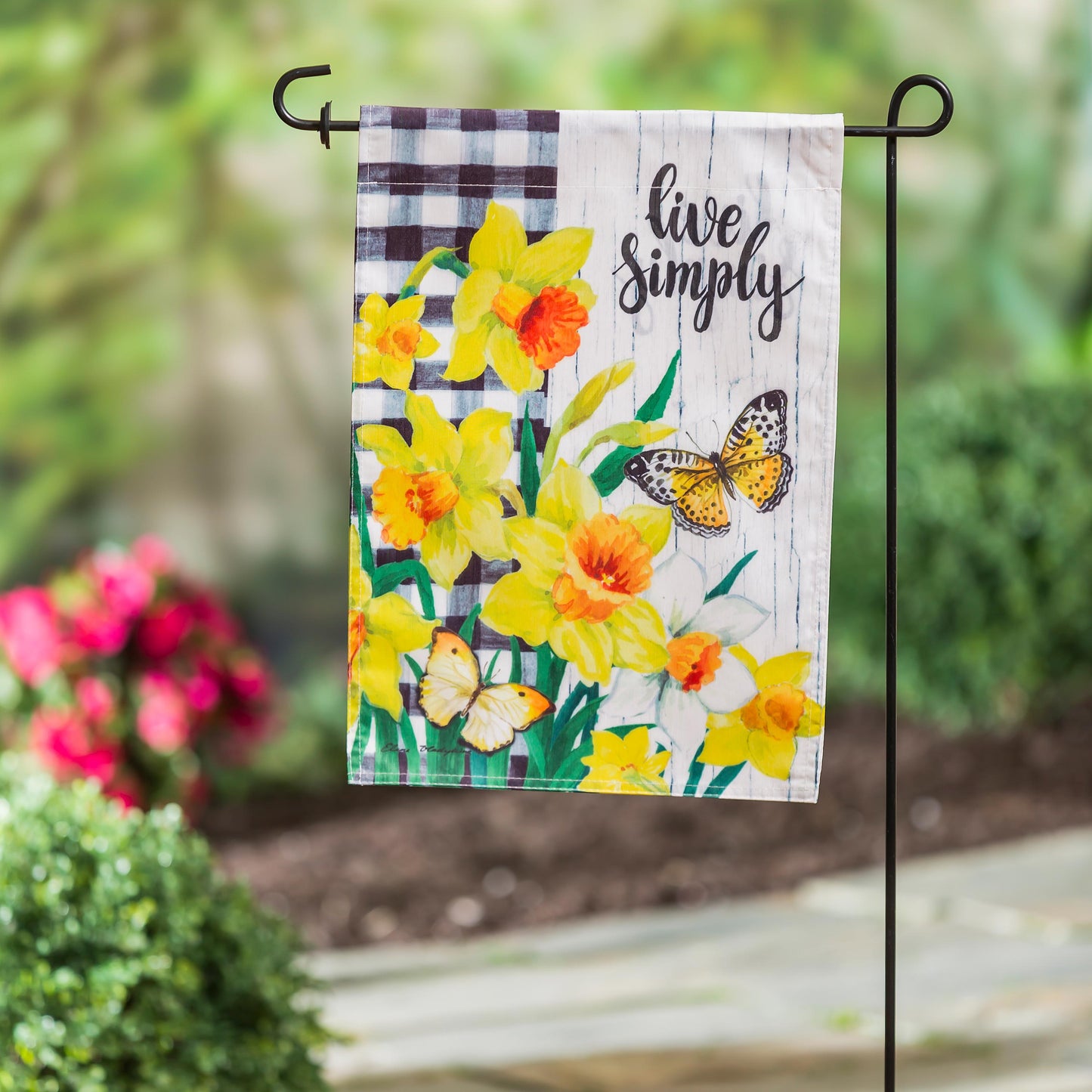 Spring Daffodils Inspirational Check Garden Strie Flag