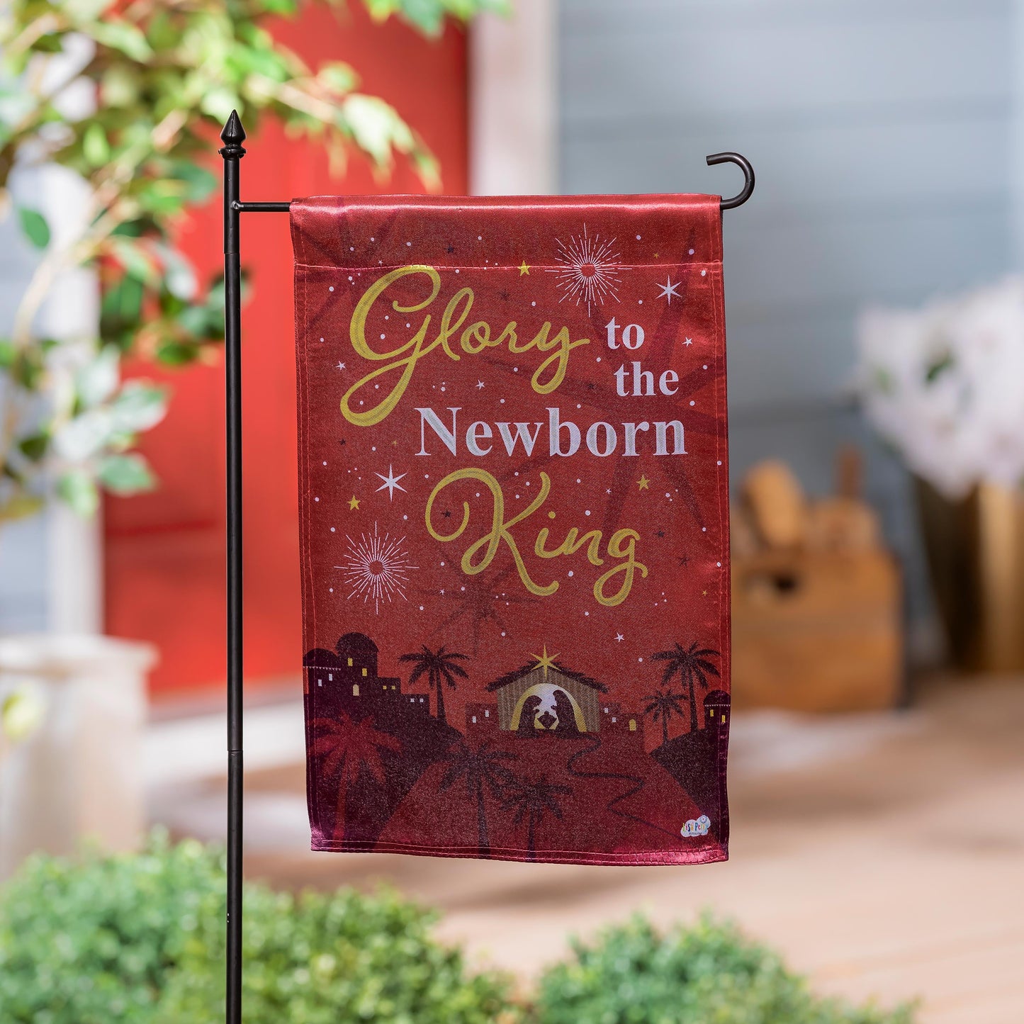 Newborn King Reversible Lustre Garden Flag