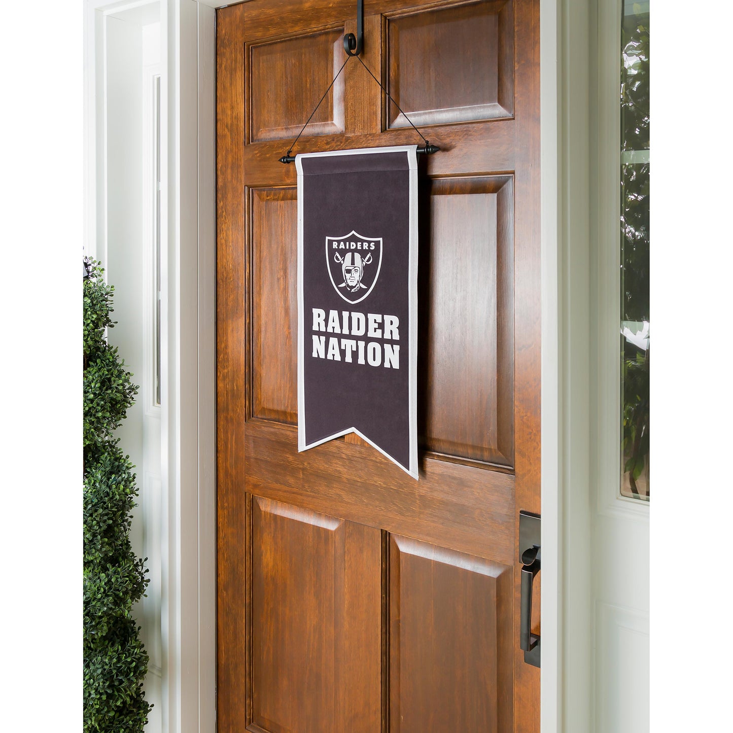 Las Vegas Raiders, Flag Banner