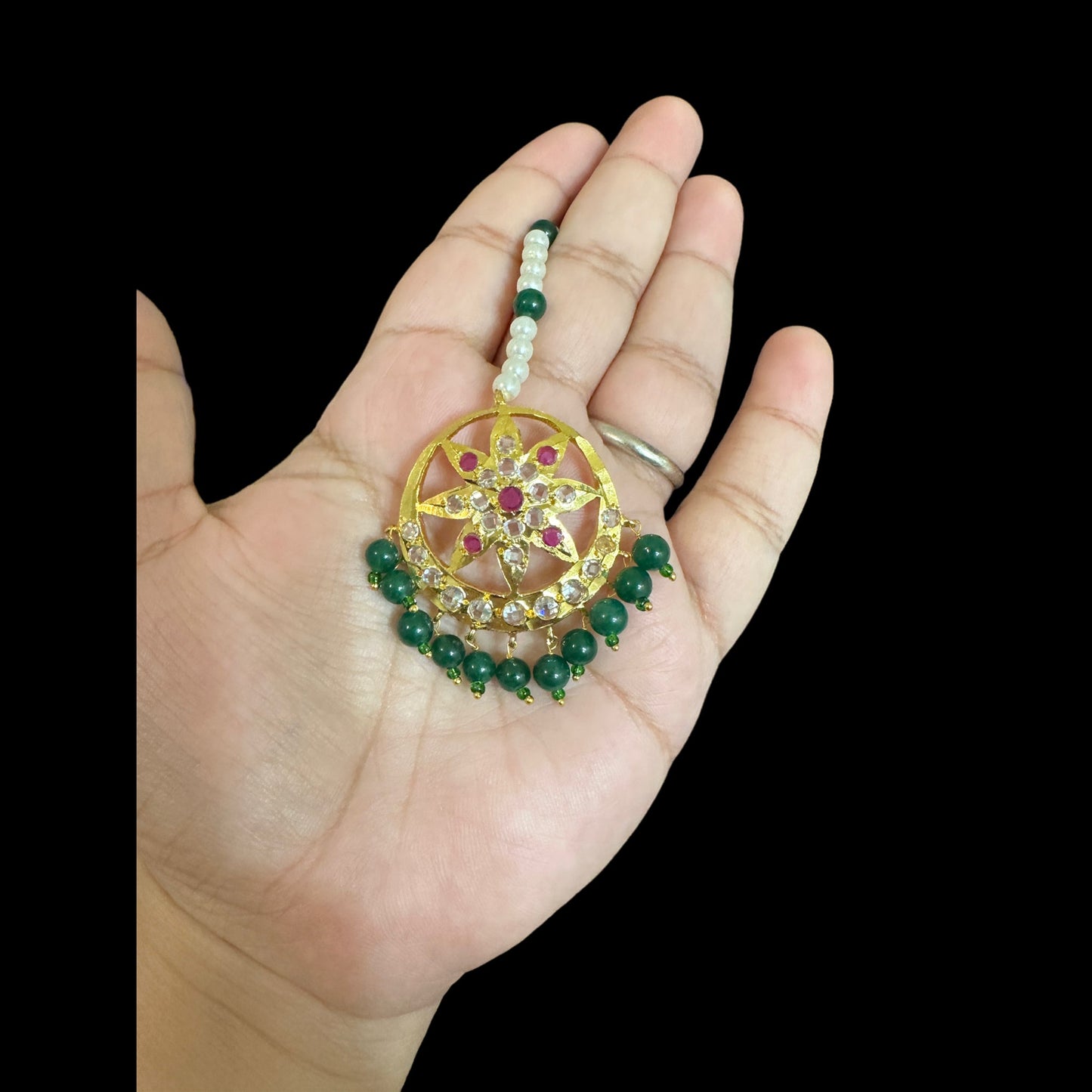 DJTK144 Akbari  tika in red green    (READY TO SHIP)