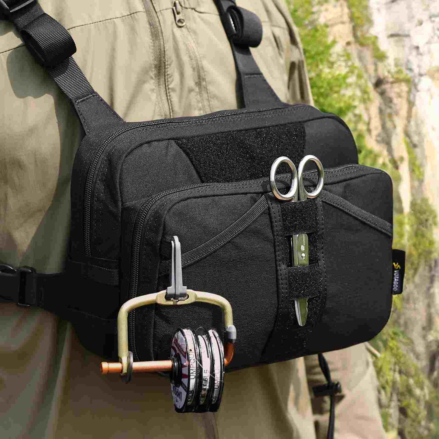 Votagoo Fishing Chest Pack, Fly Fishing Bag for Men and Women, Tackle and Fly Boxes Storage Pack, Hunting Binocular Pack