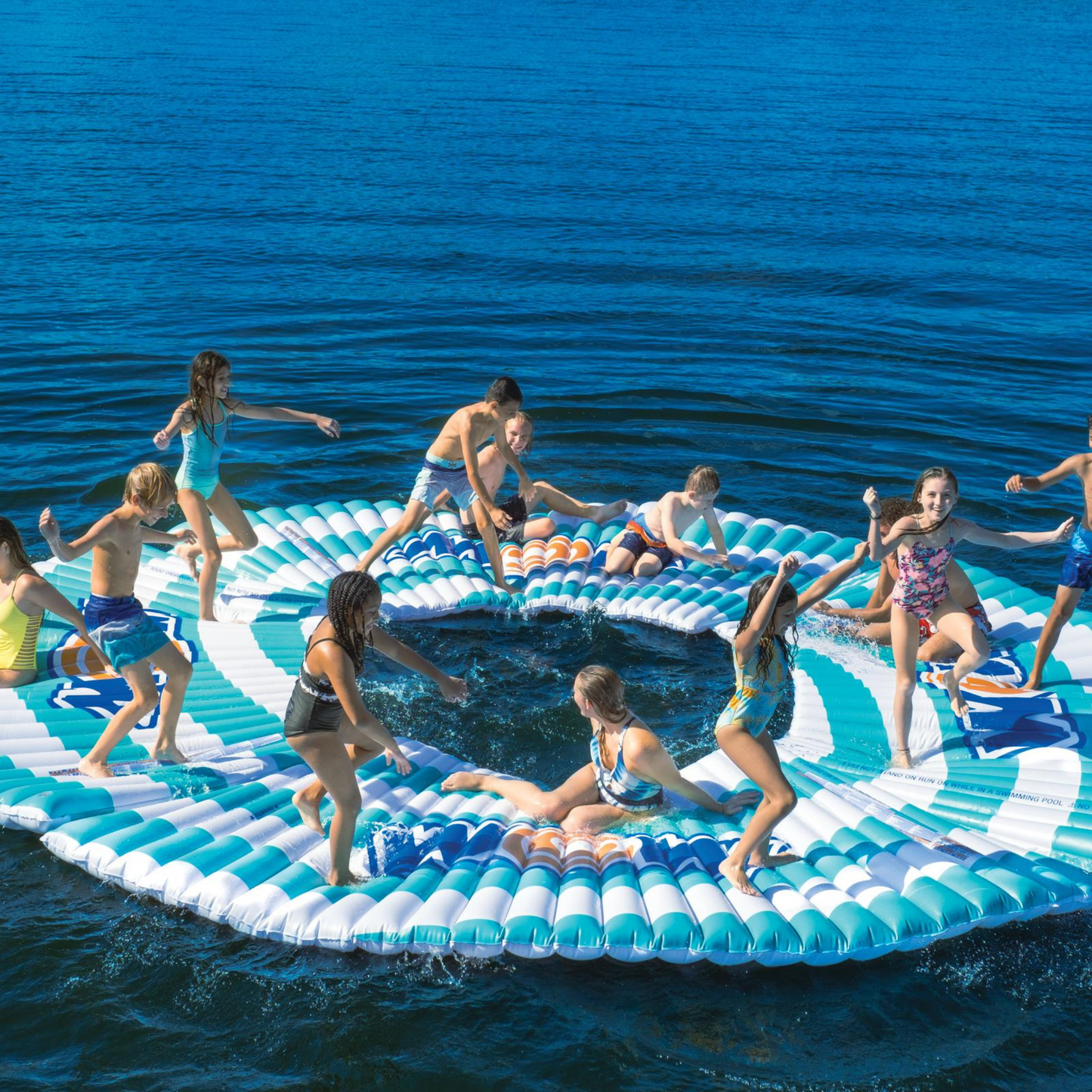 WOW Sports Round Water Walkway & SUP Dock Island