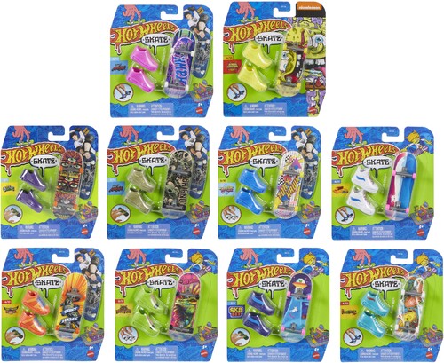Hot Wheels Skate Board - Hot Wheels Skate Board & Shoe 16 Piece C Asrt - Collectibles