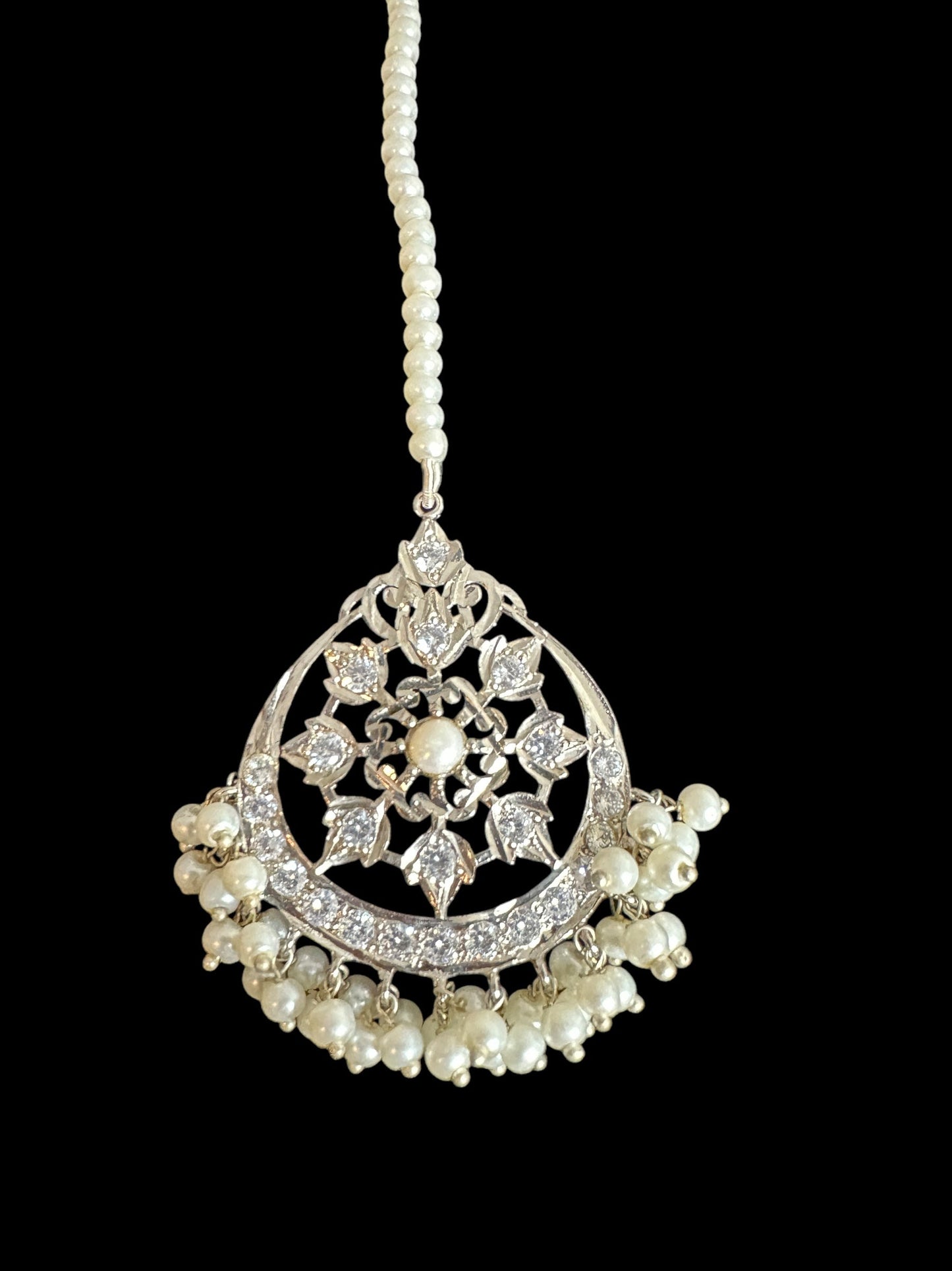 DJTK353 Naira tika In silver plating ( SHIPS IN 3 WEEKS )