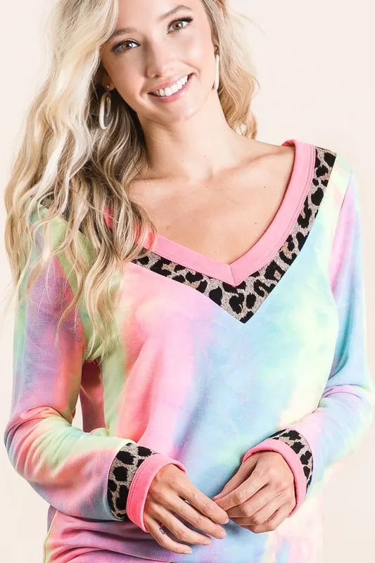 BiBi Tie Dye Terry V-Neck Top | Sybaritic Boutique