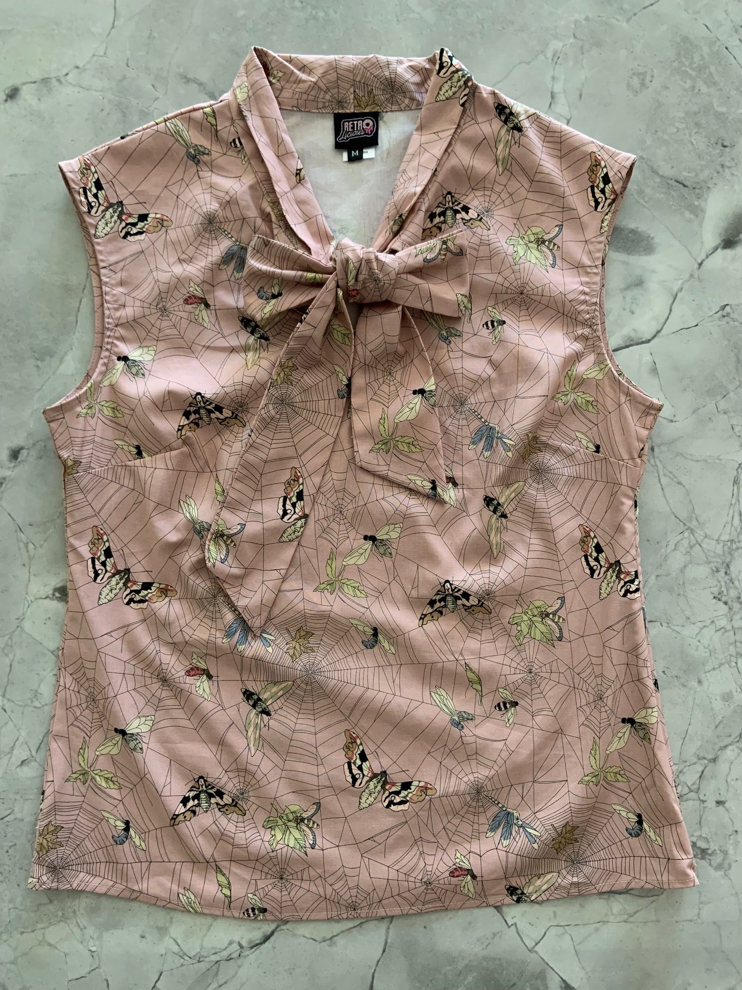 Moth Bow Top