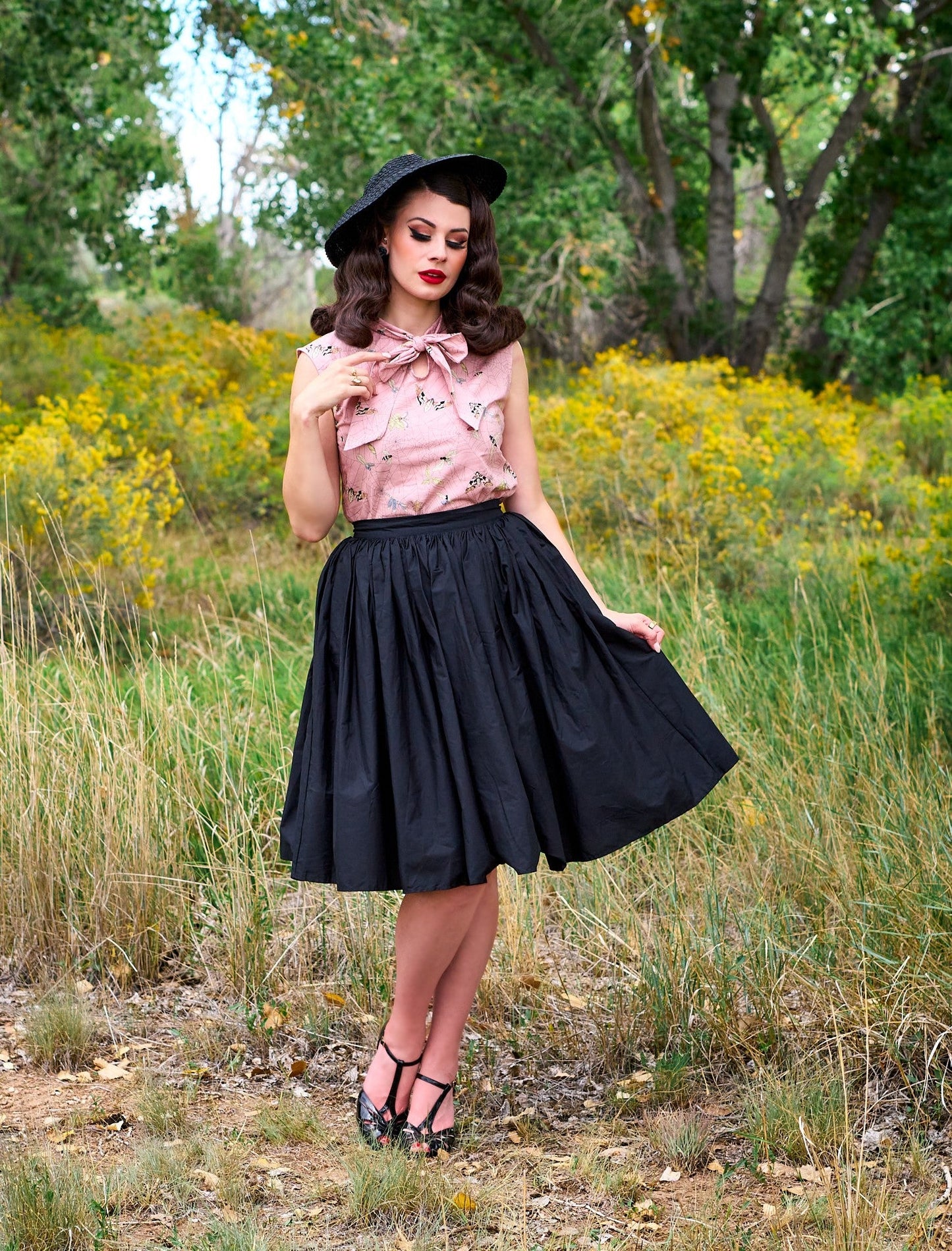 Moth Bow Top