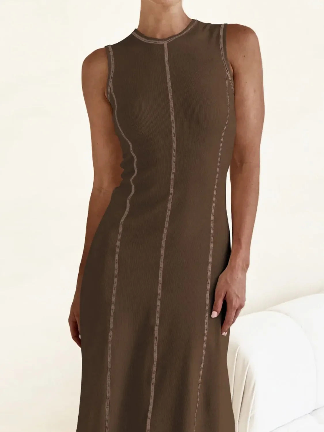 Contrast Stitching Round Neck Sleeveless Midi Dress
