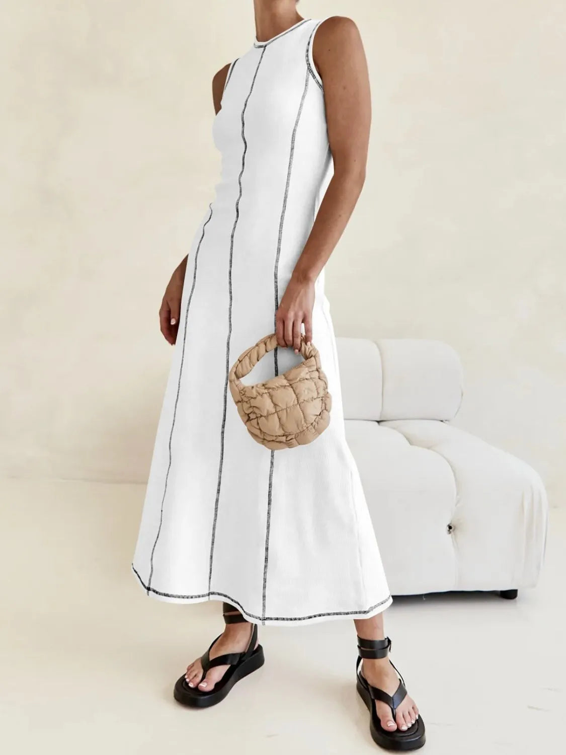 Contrast Stitching Round Neck Sleeveless Midi Dress