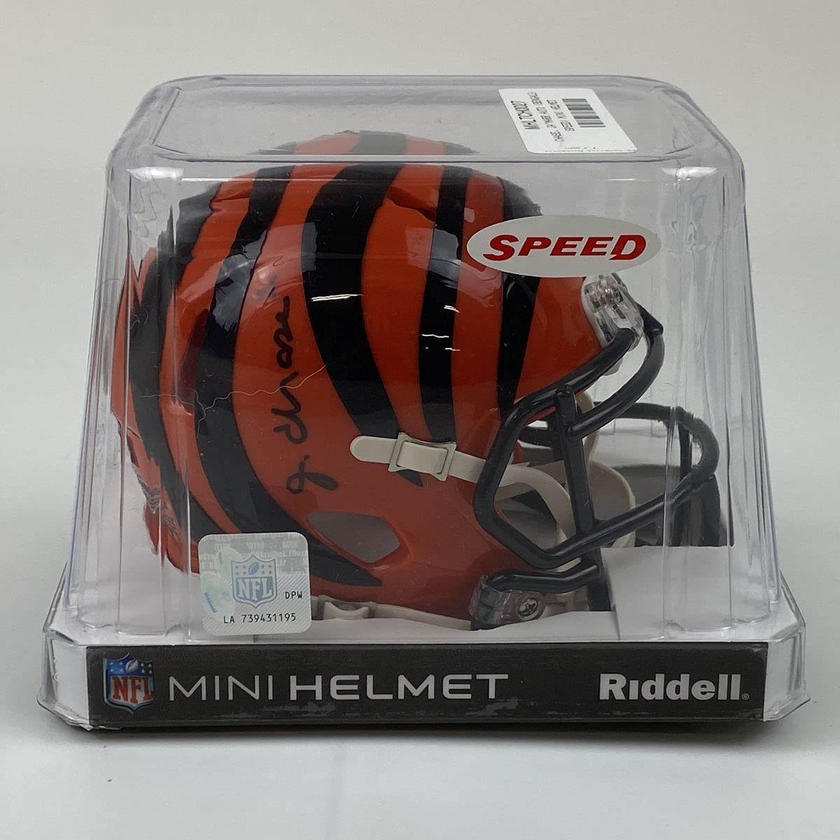 Autographed/Signed Ja'Marr Chase Cincinnati Bengals Mini Football Helmet Fanatics COA