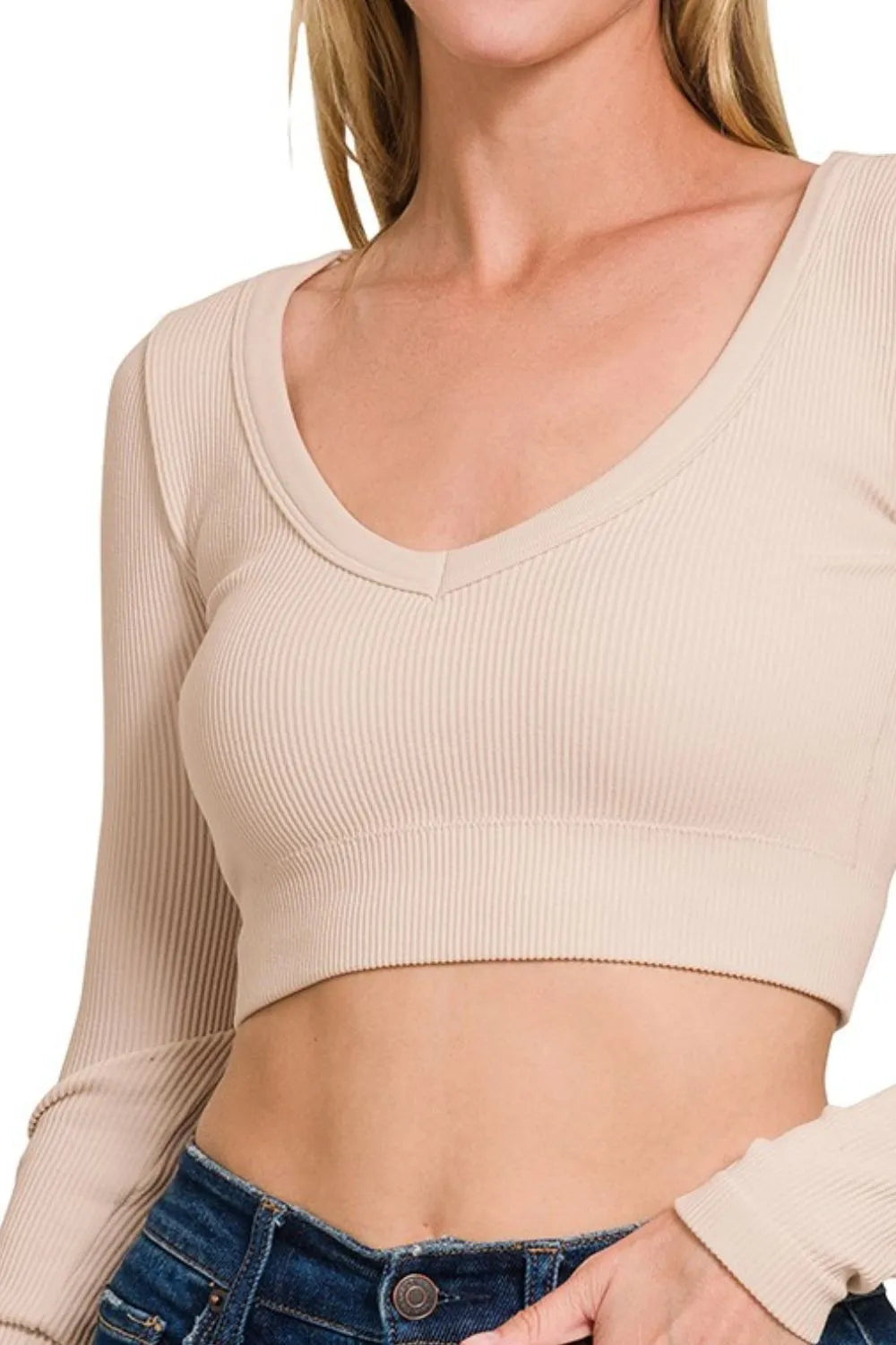 Zenana Seamless Fitted Rib V-neck Long Sleeve Crop Top