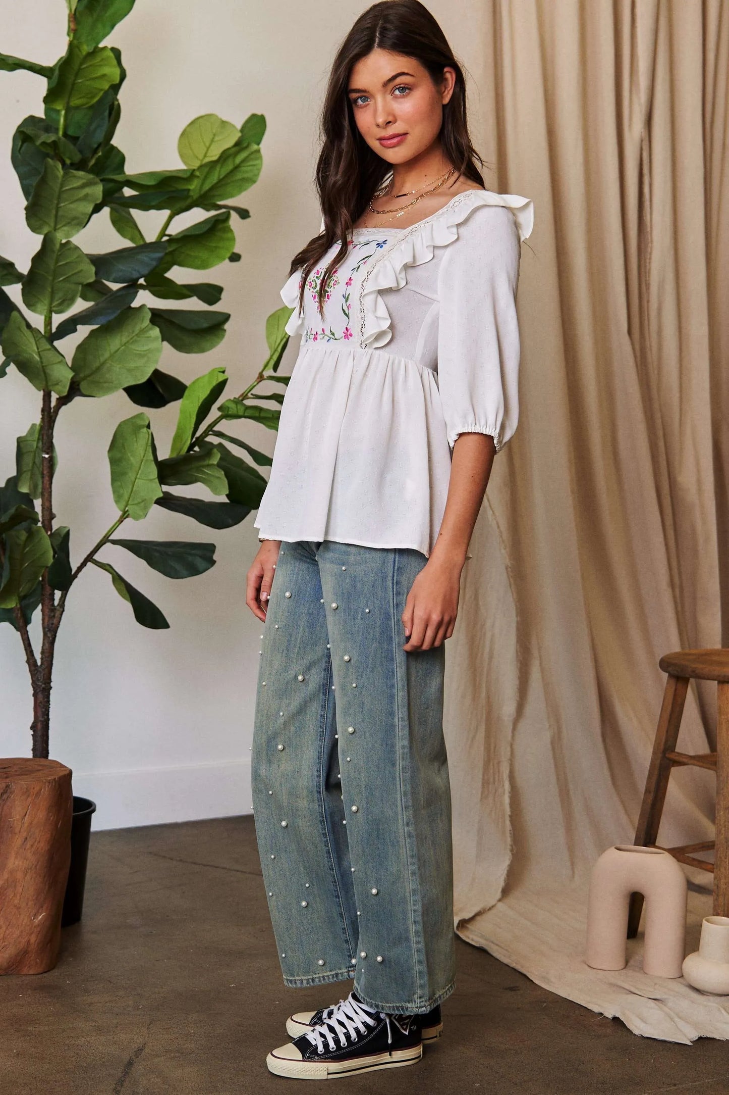 Davi & Dani Texture Tie Back Floral Embroidery Frill Blouse