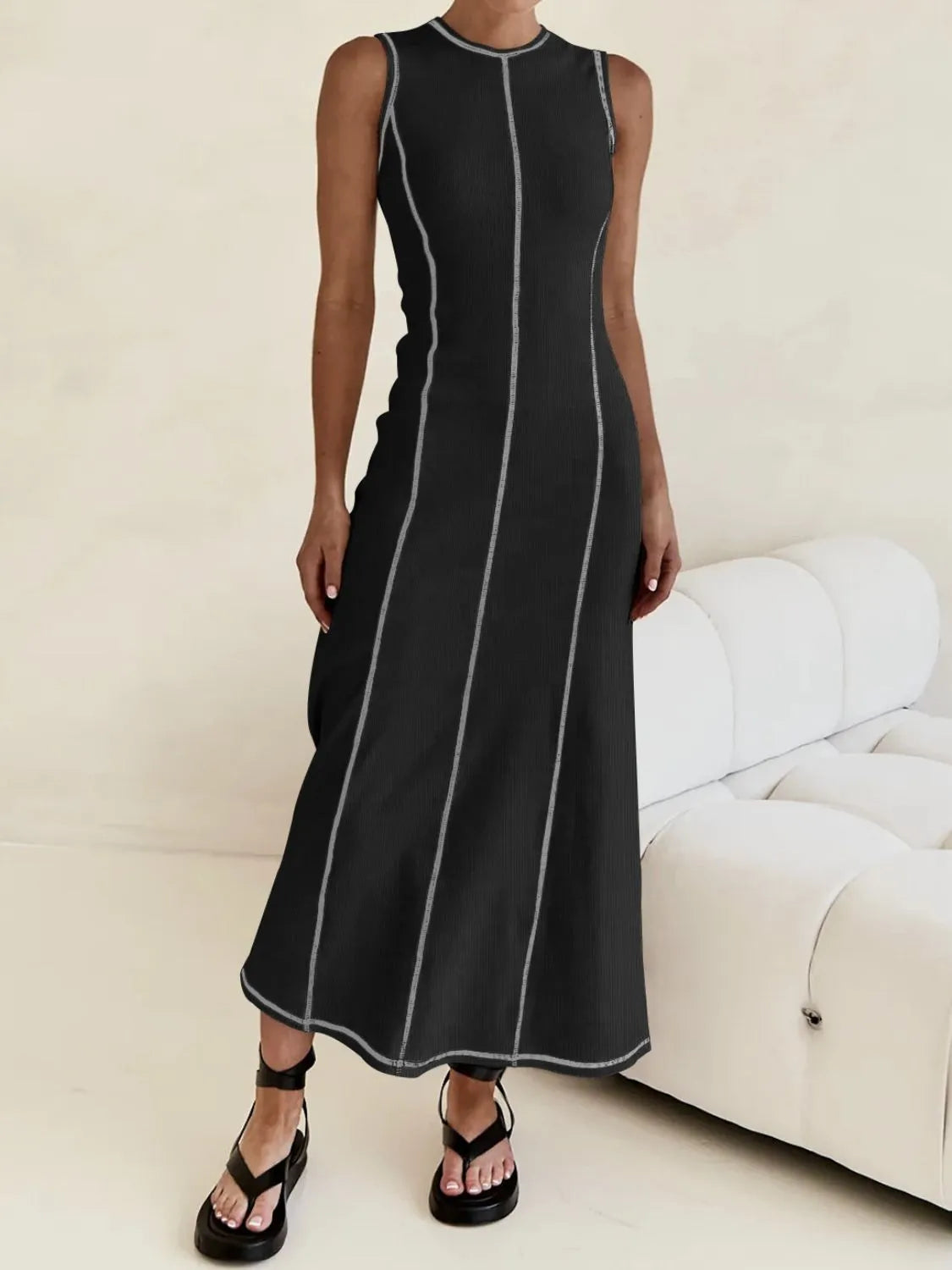Contrast Stitching Round Neck Sleeveless Midi Dress