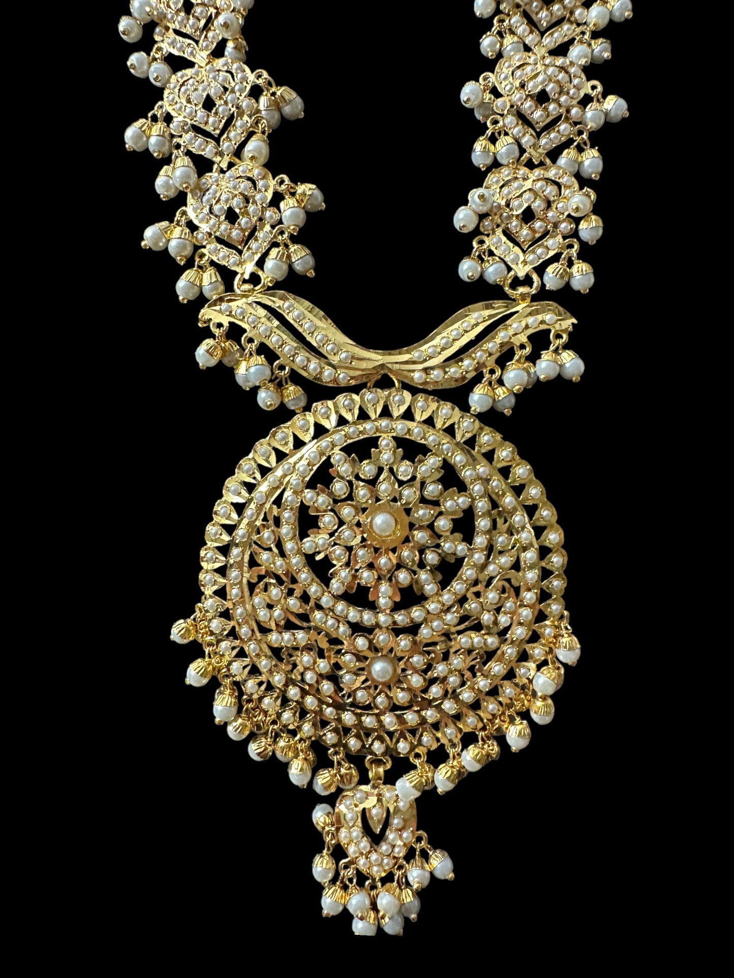 DLN76 Sehba pearl rani haar (SHIPS IN 2 WEEKS )
