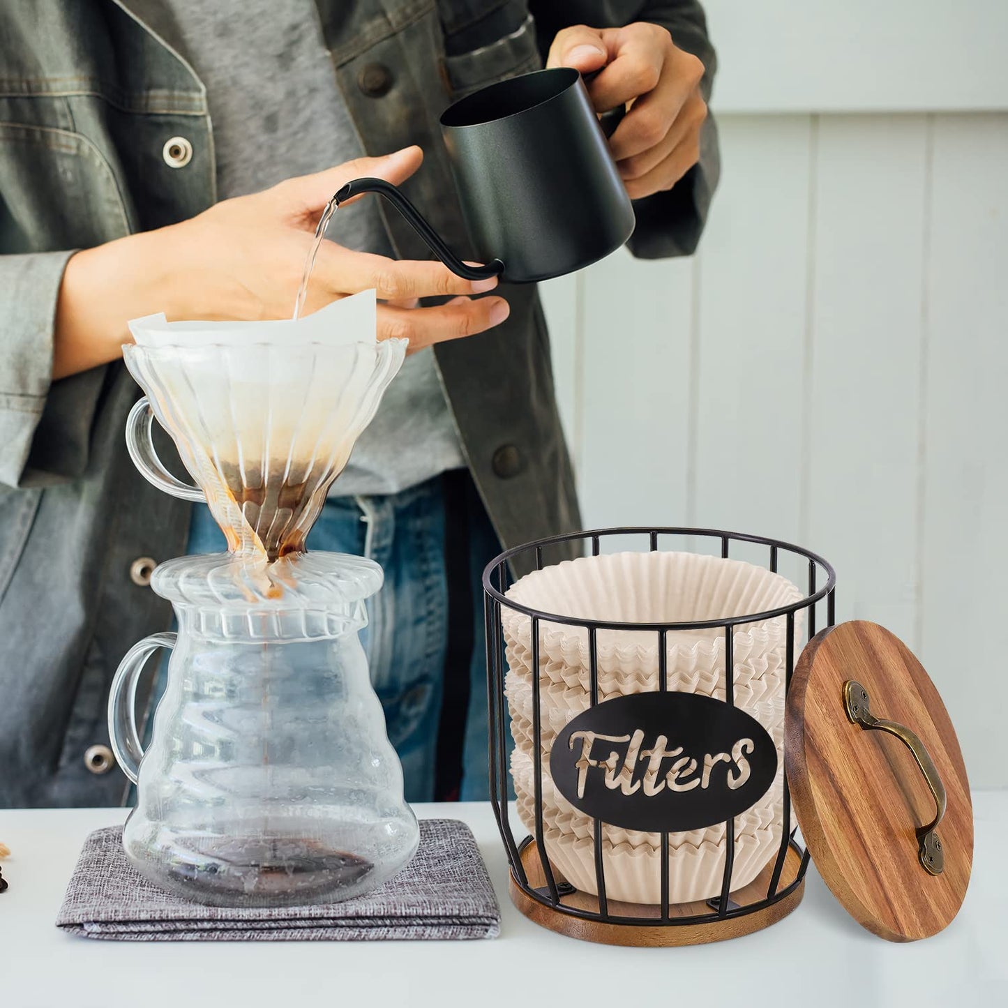 Rustic Coffee Filter Holder with Lid, Acacia Coffee Filter Holder Storage Conta
