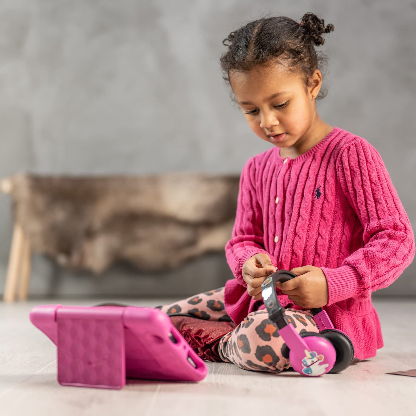 Made for Amazon Volume Limiting Bluetooth BuddyPhones, PlayTime - Pink Ages 3-7