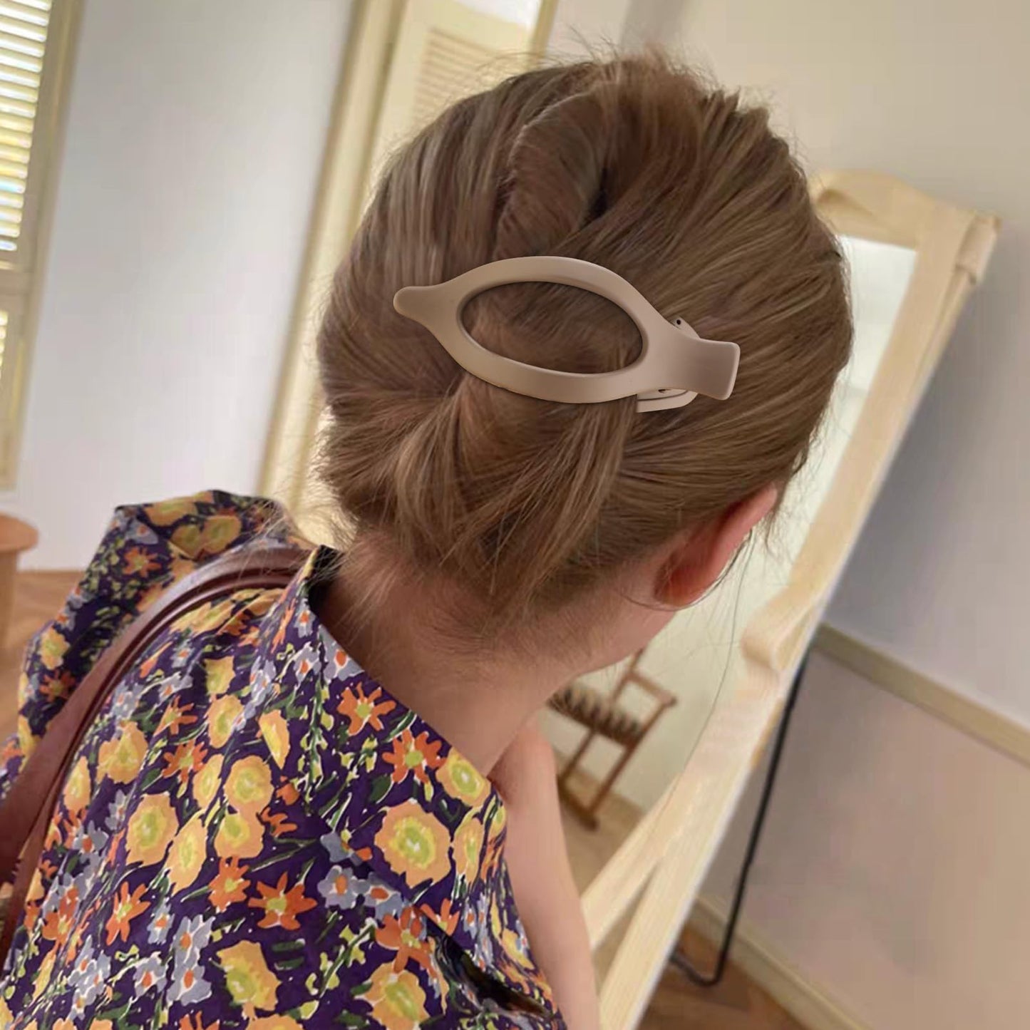 4Pcs Hair Clips Large Hair Claw Clips Matte Neutral Hair Clip Hair Accessories