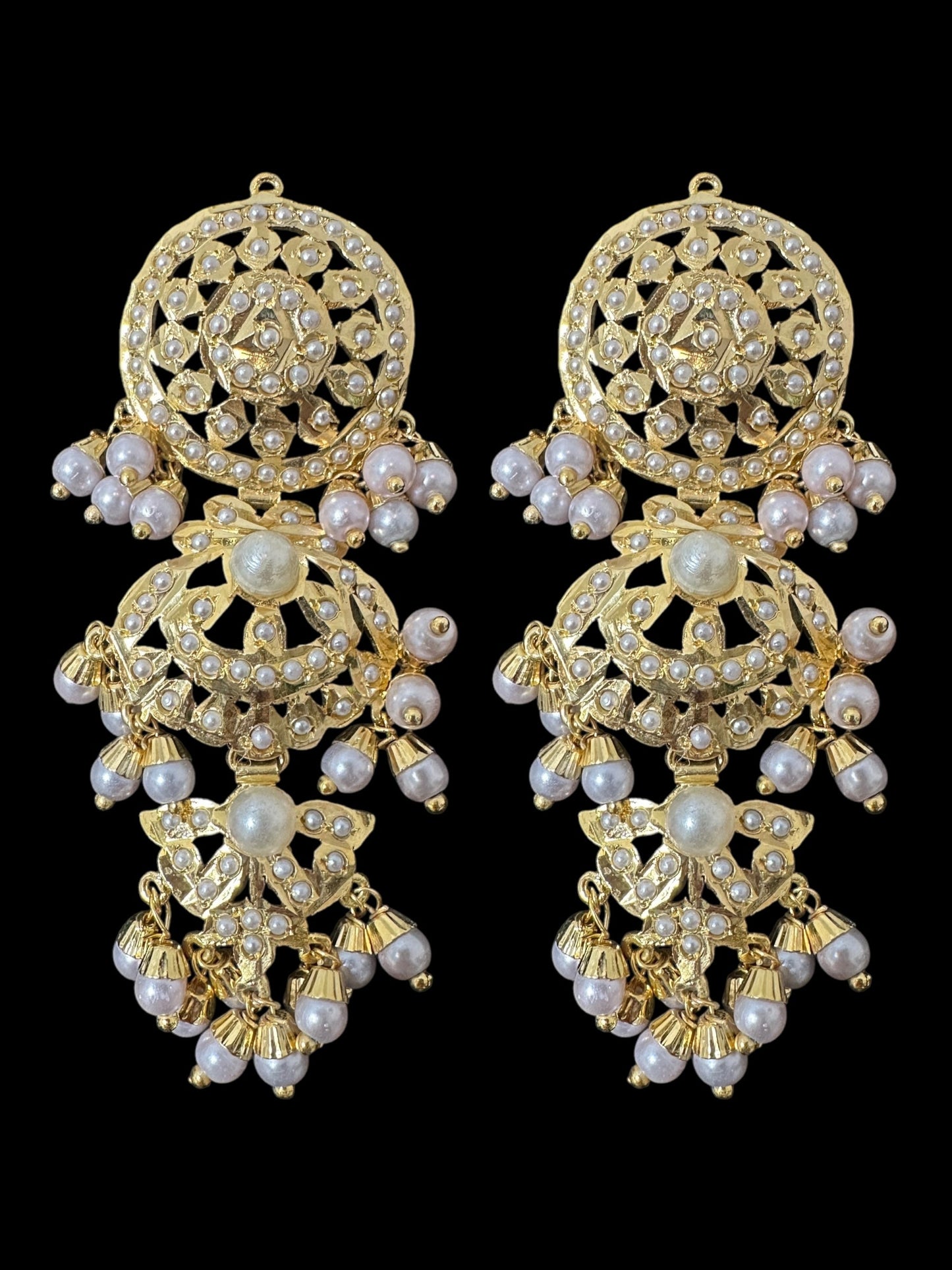 DER802 MAYA gold plated earrings in pearls (READY TO SHIP)