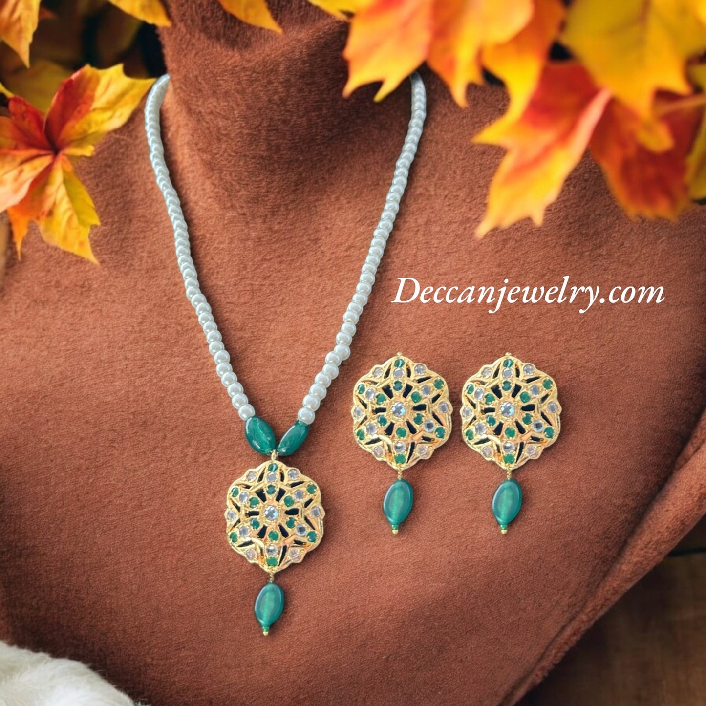 PS488 pendant set with emerald quartz beads ( READY TO SHIP )