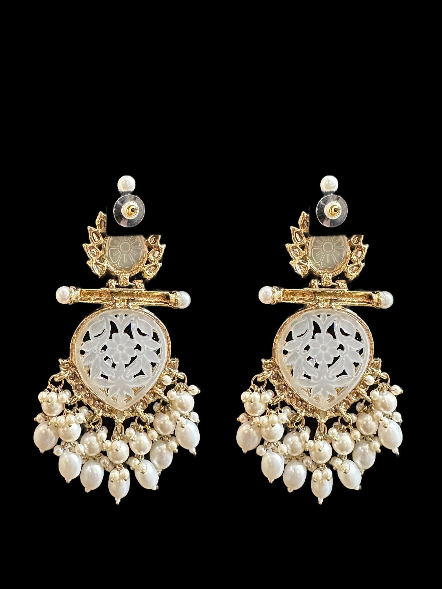 DER578 Aikeyah earrings ( READY TO SHIP )