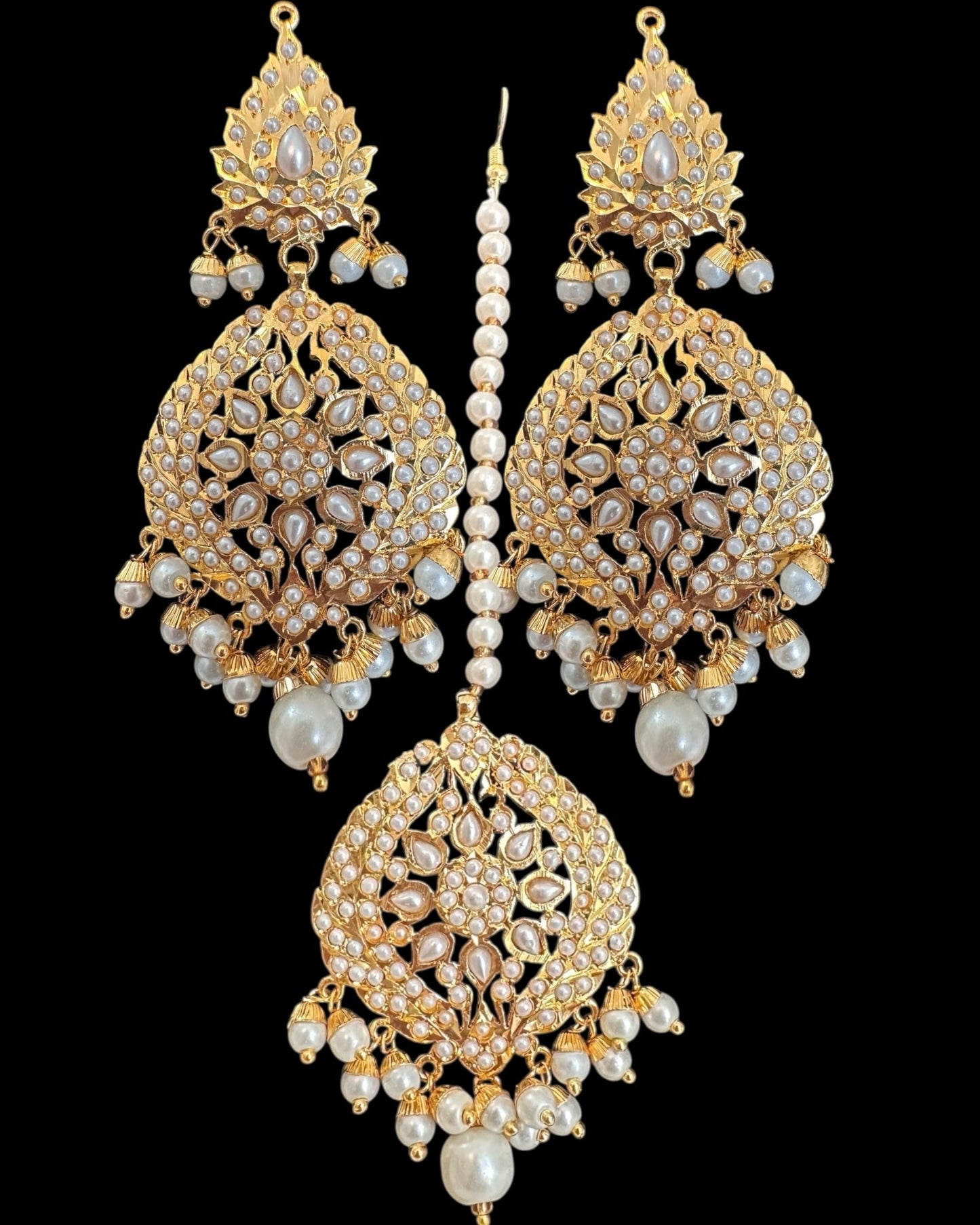DJET500 Megha jadau earrings tika set in pearl ( READY TO SHIP )