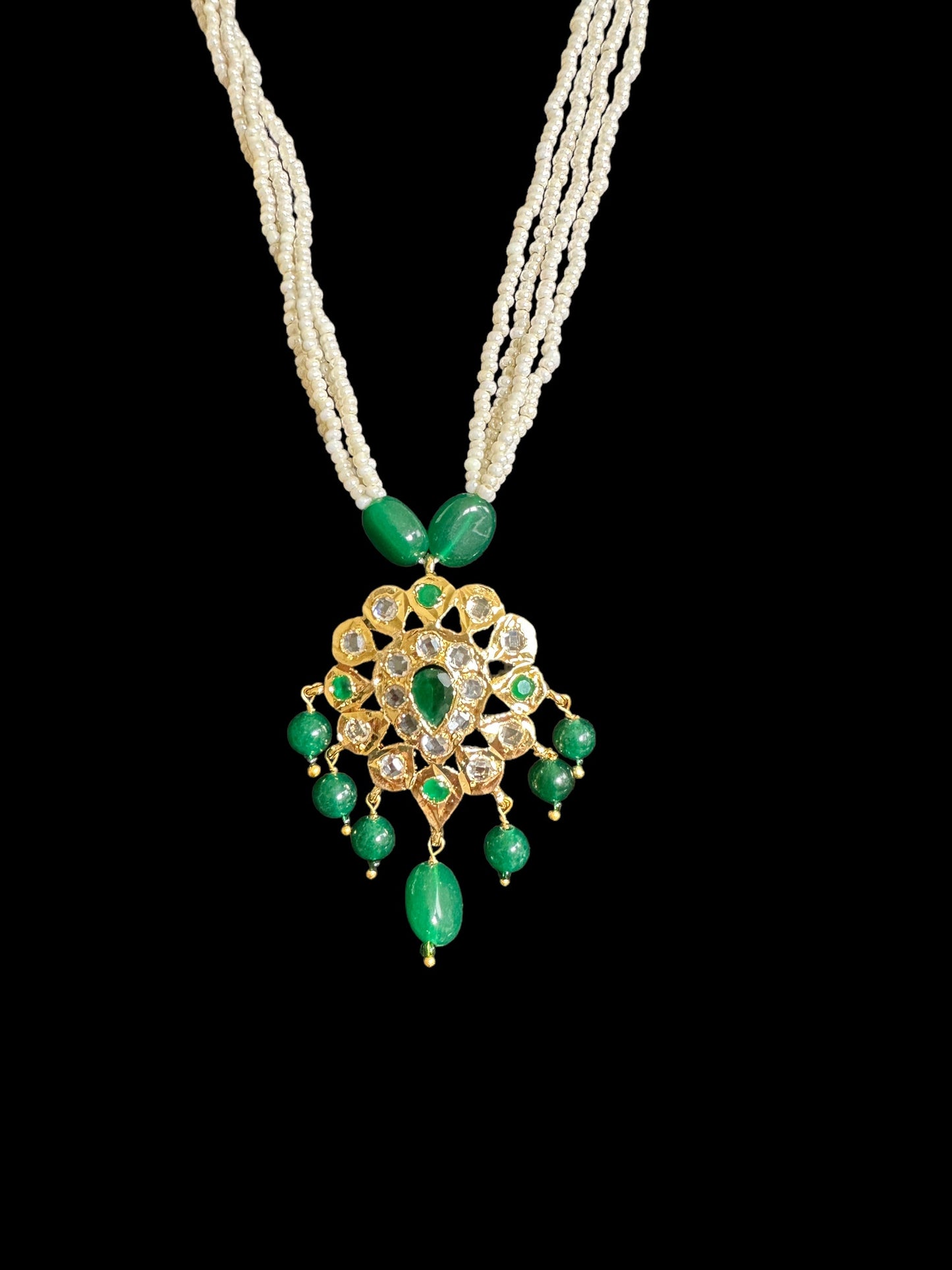 PS391 gold plated pendant set in pearls with green beads ( READY TO SHIP)