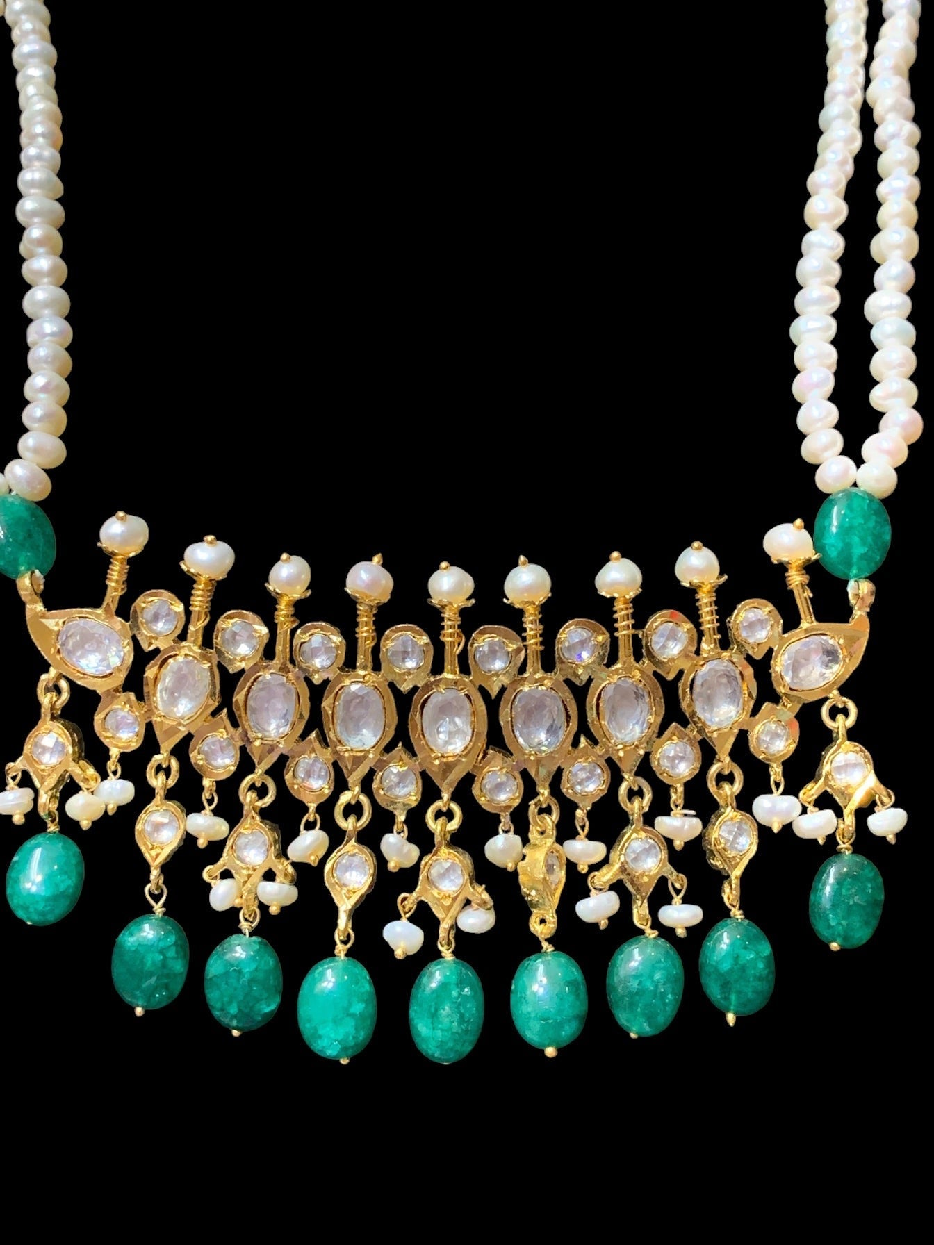 Moissanite Polki Tirmani Necklace Set with Natural Emerald Beads, Freshwater Pearls, and 22K Gold Plating – Includes Earrings
( SHIPS IN 4 WEEKS )