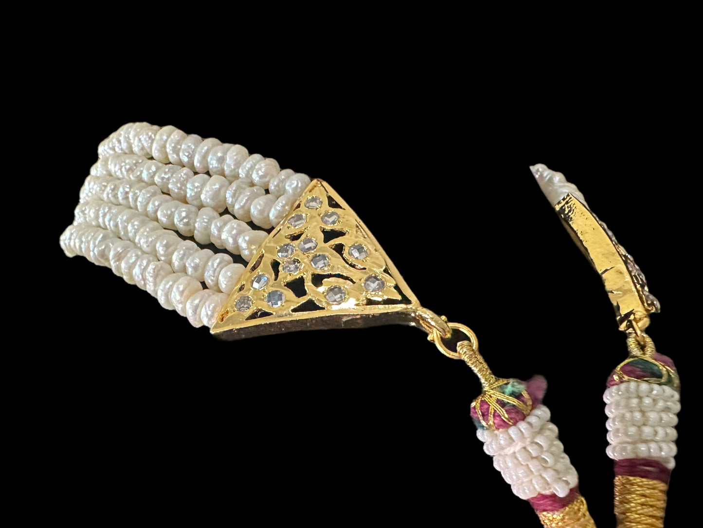 C0 Ariha Pearl choker in fresh water pearls ( READY TO SHIP )