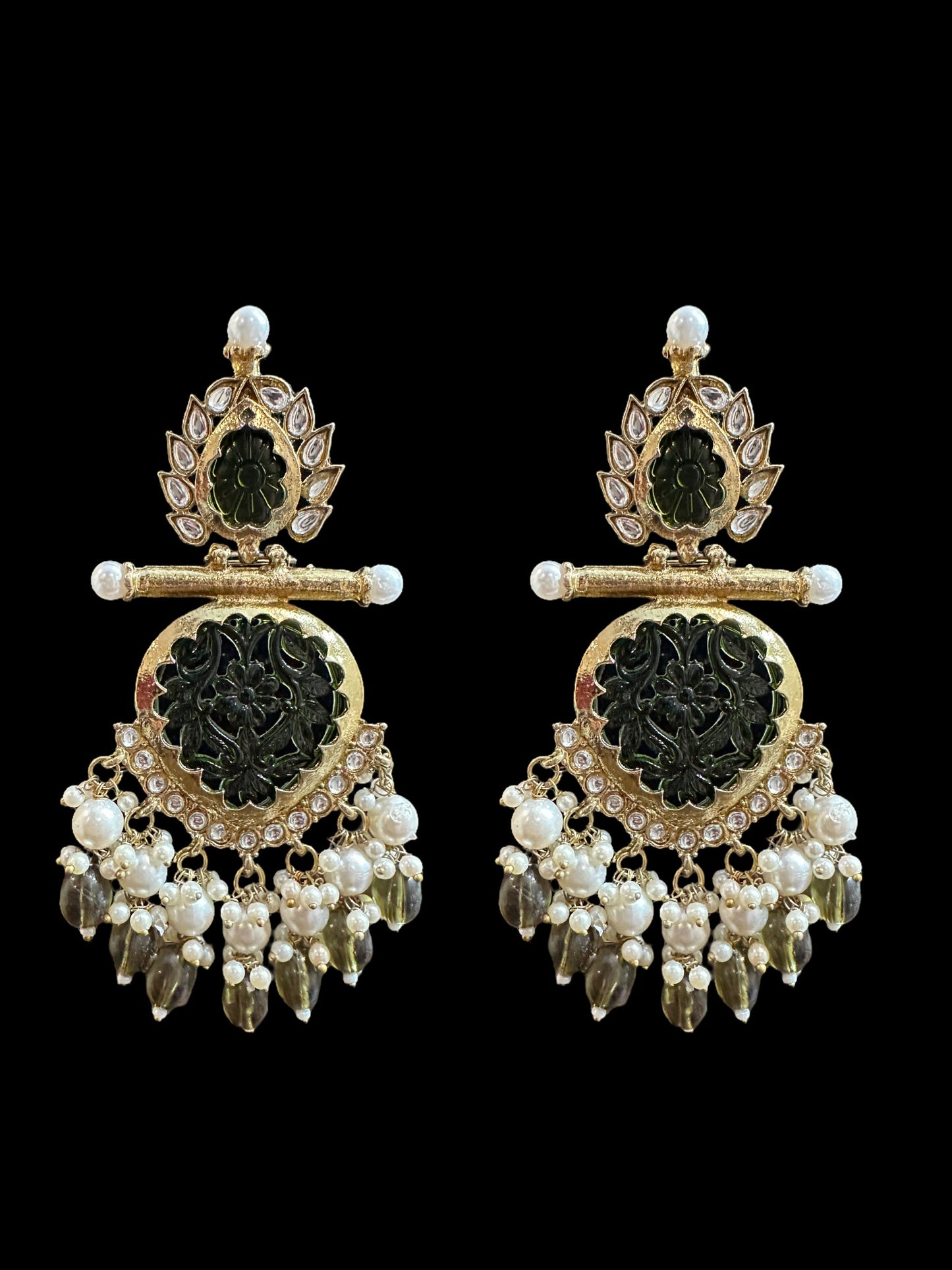 DER579 Aikeyah earrings ( READY TO SHIP )