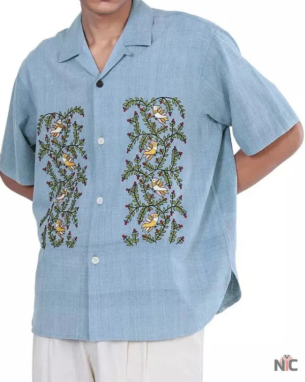 Access Hollywood Scott Evans Blue Floral Shirt