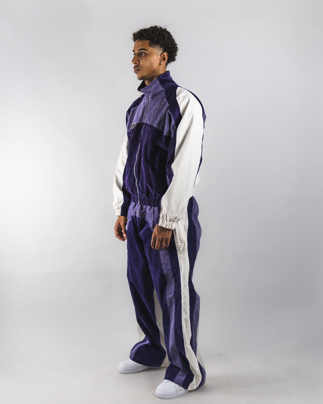 "RADIANT AURA" WIDE LEG SWEATS (PURPLE HAZE)