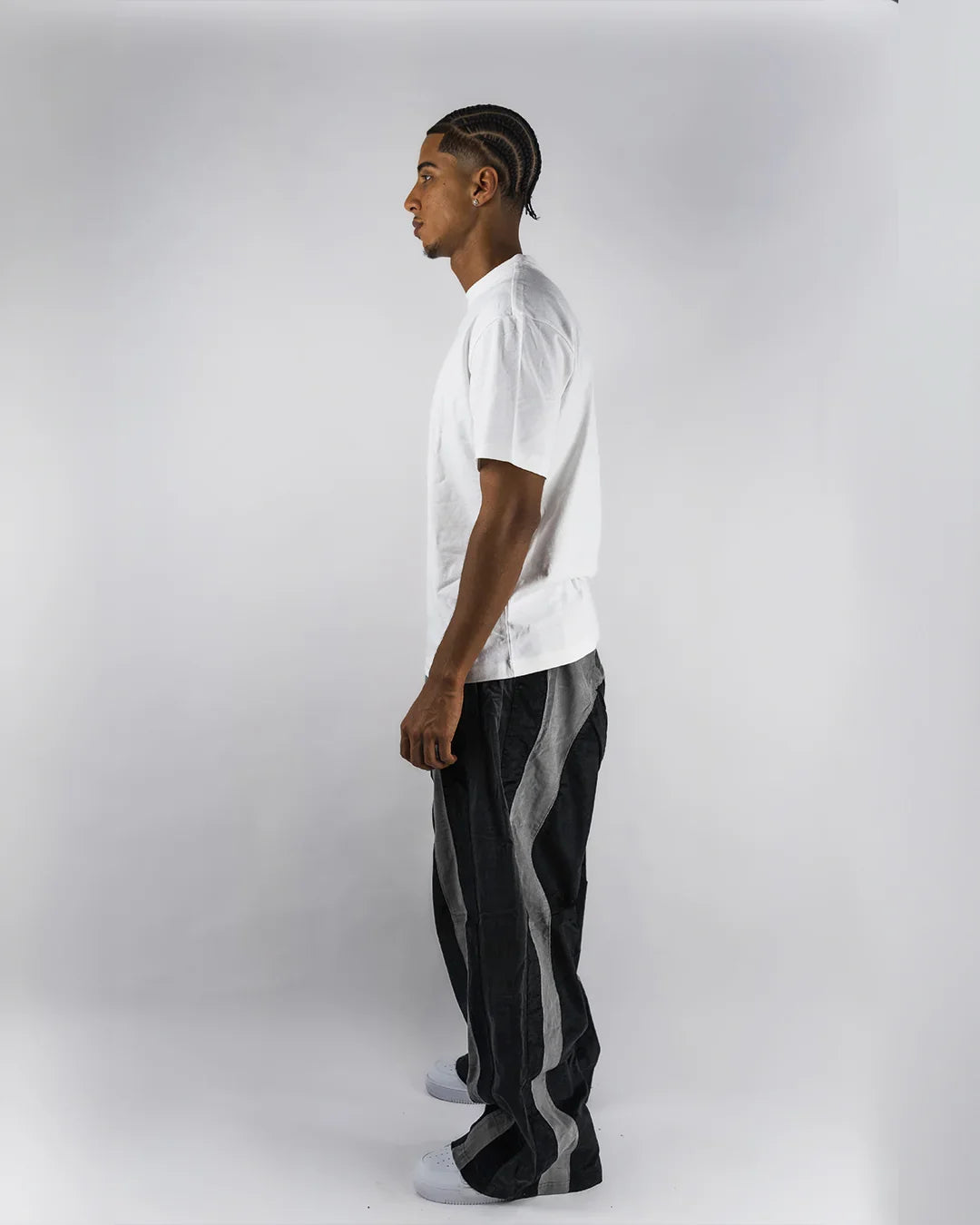 "RADIANT AURA" WIDE LEG SWEATS (POKERFACE)
