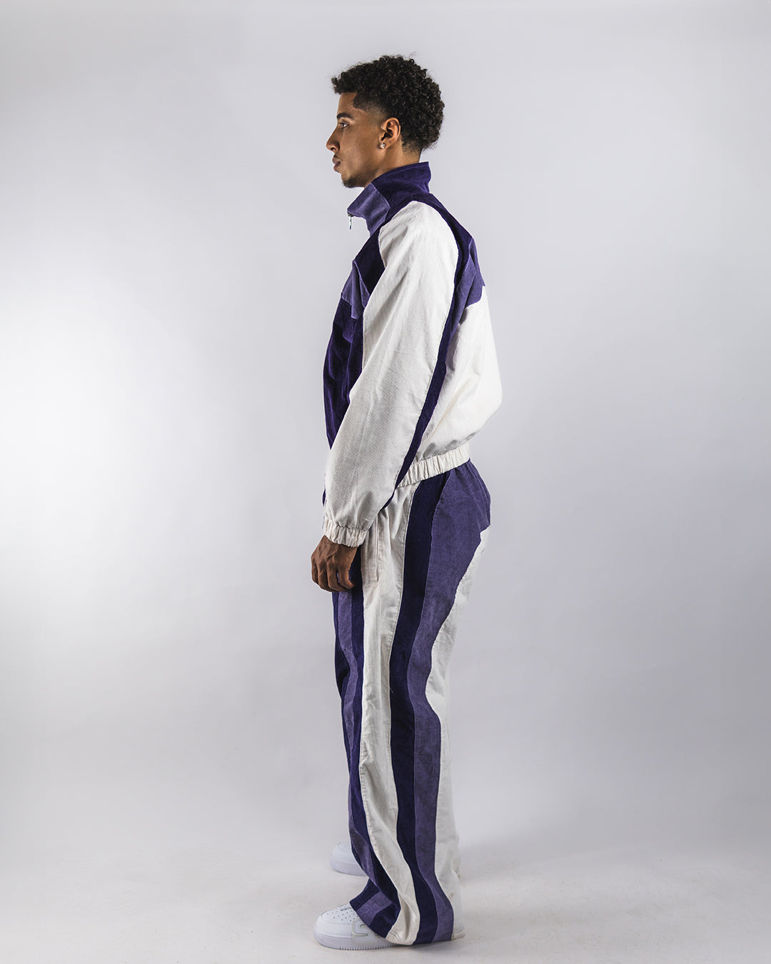"RADIANT AURA" WIDE LEG SWEATS (PURPLE HAZE)