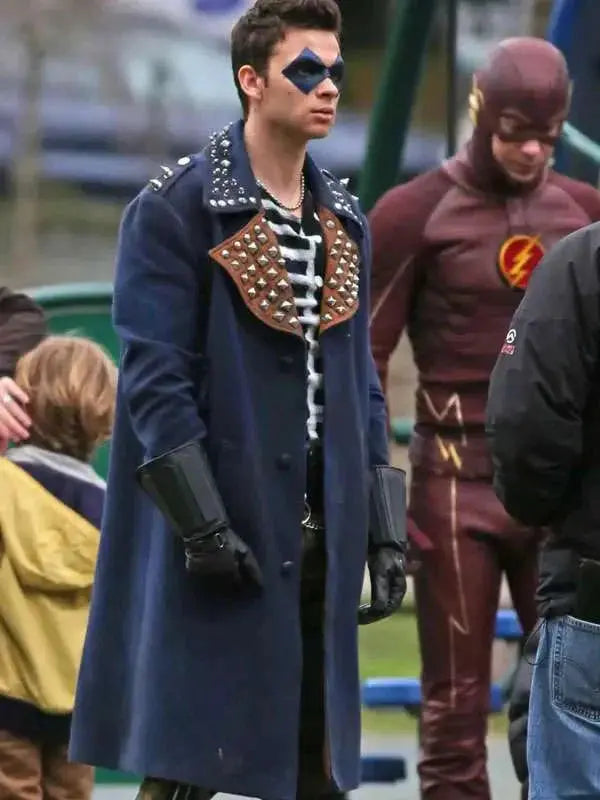 Axel Walker The Flash S04 Blue Coat