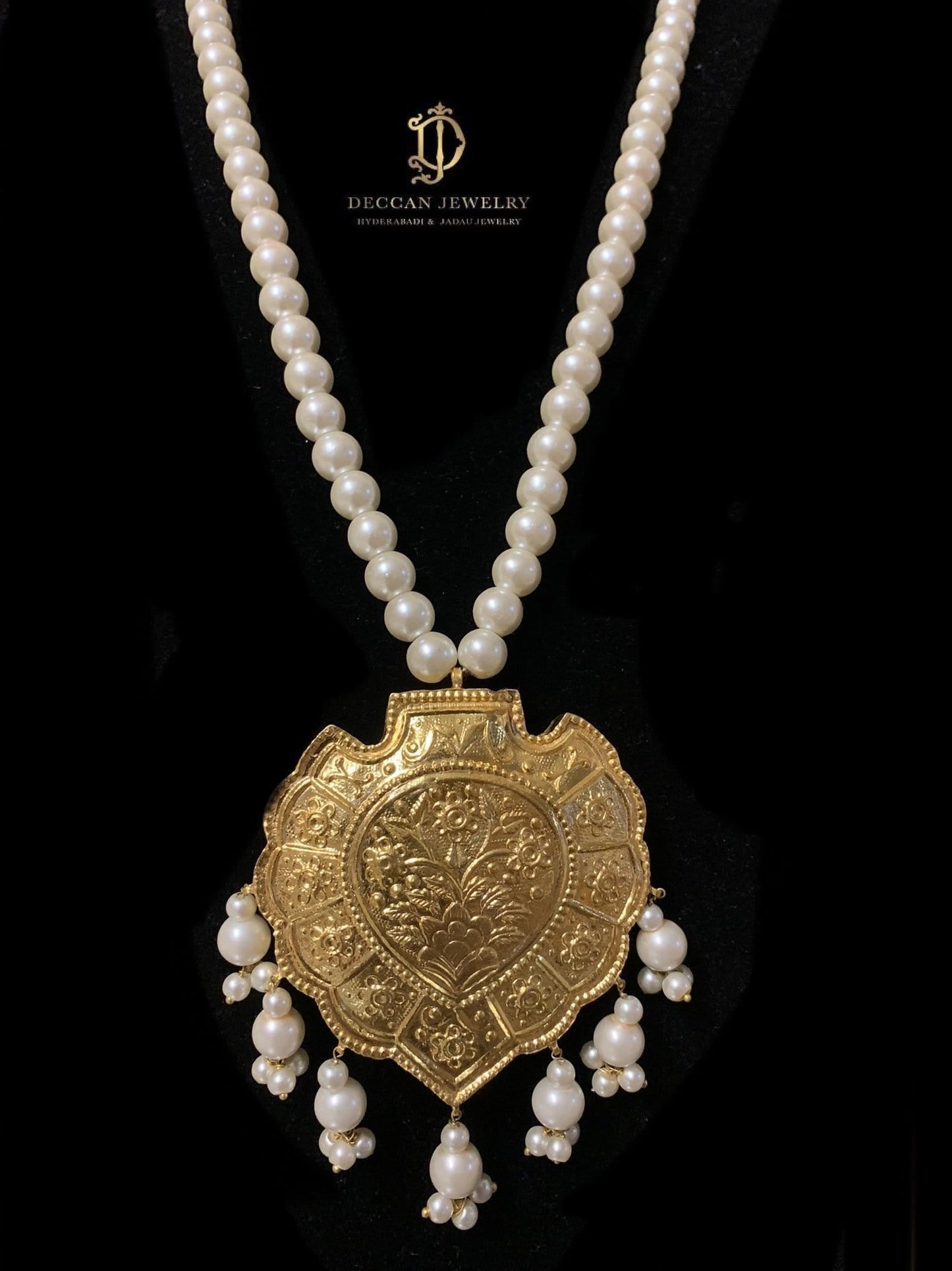 PS417 Chanda pendant set with earrings ( READY TO SHIP )