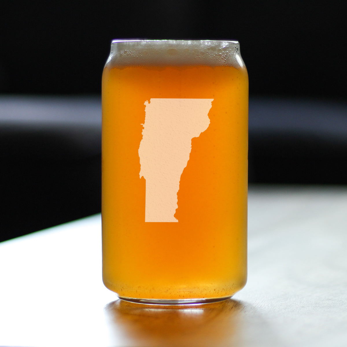 Vermont State Outline Beer Can Pint Glass - State Themed Drinking Decor and Gifts for Vermonter Women & Men - 16 Oz Glasses