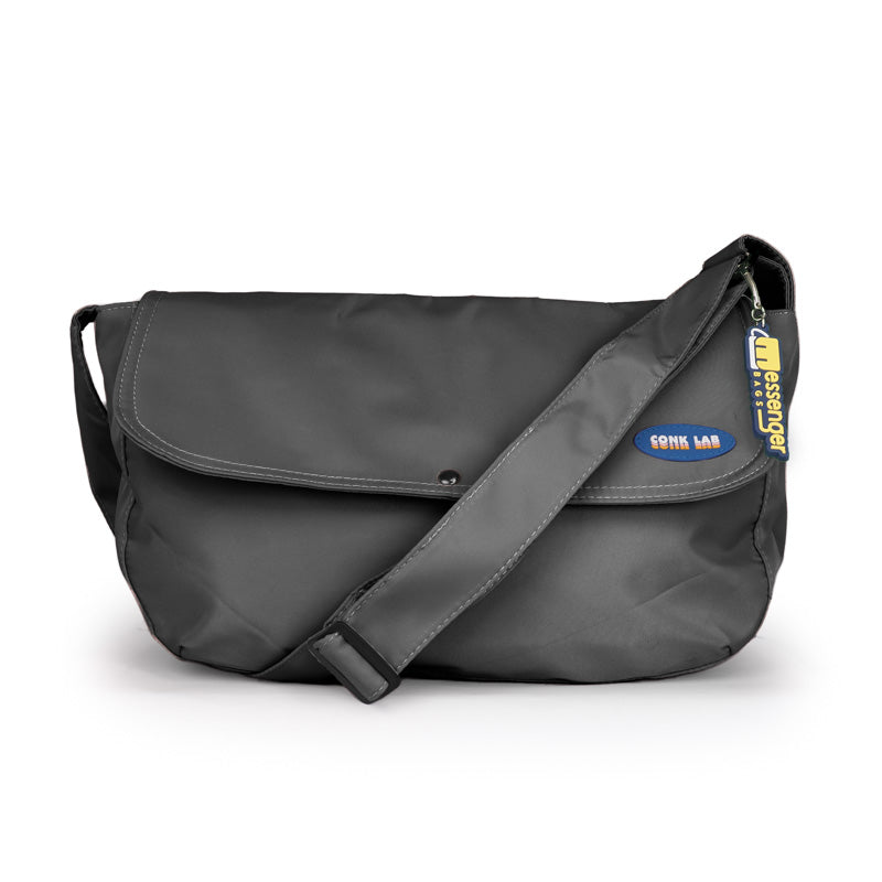 Basic Messenger Bag
