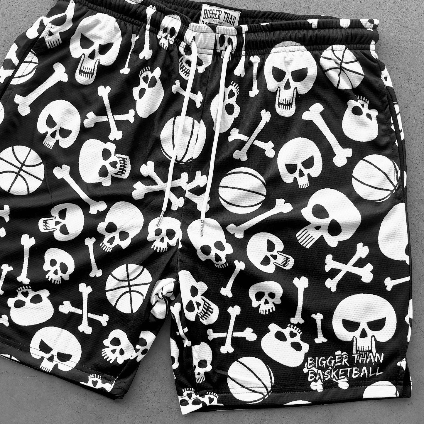 Buckets & Bones - Shorts - Black