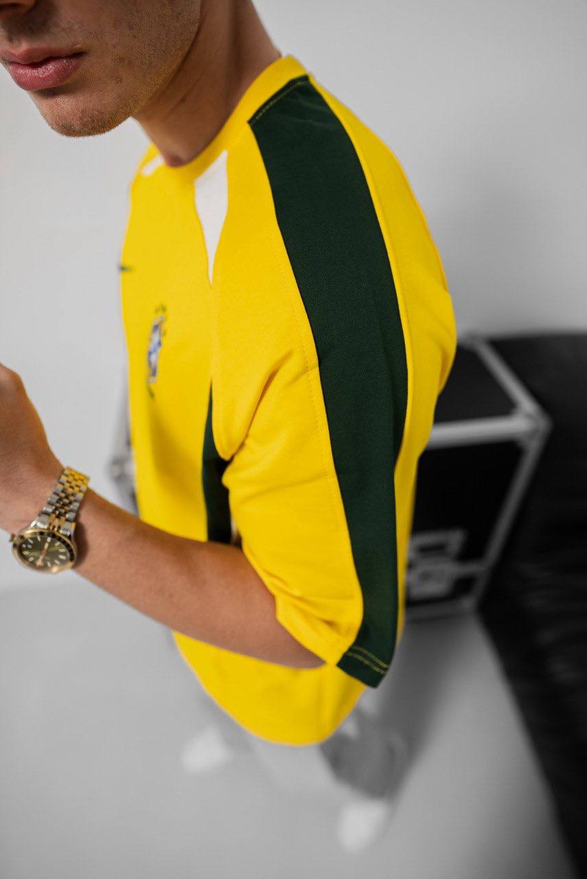 Brazil 2002 Home Jersey - Vintage Football Jersey - Retro Soccer Kit