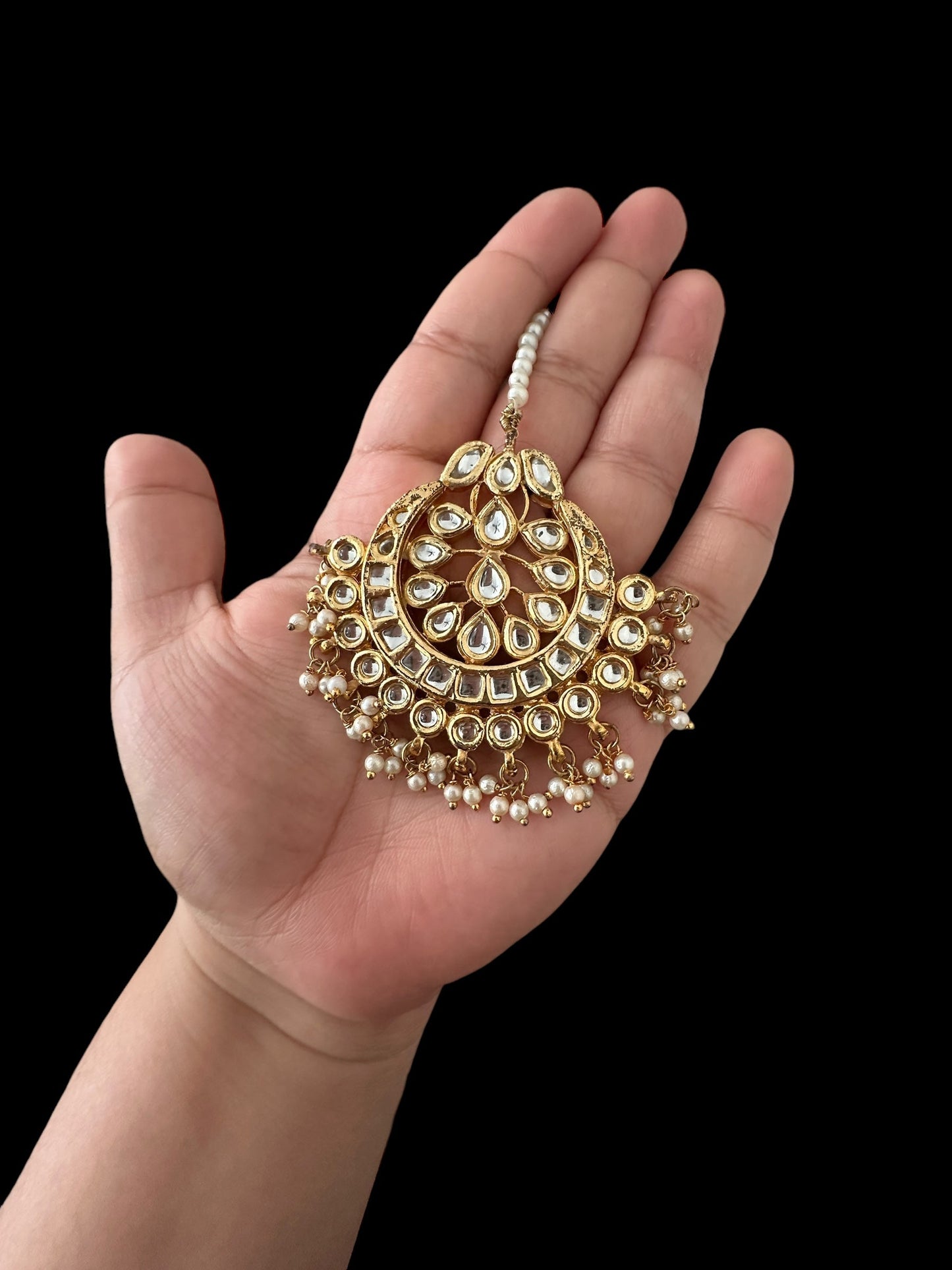 DJTK318 Kundan tika in pearls - Large ( READY TO SHIP )