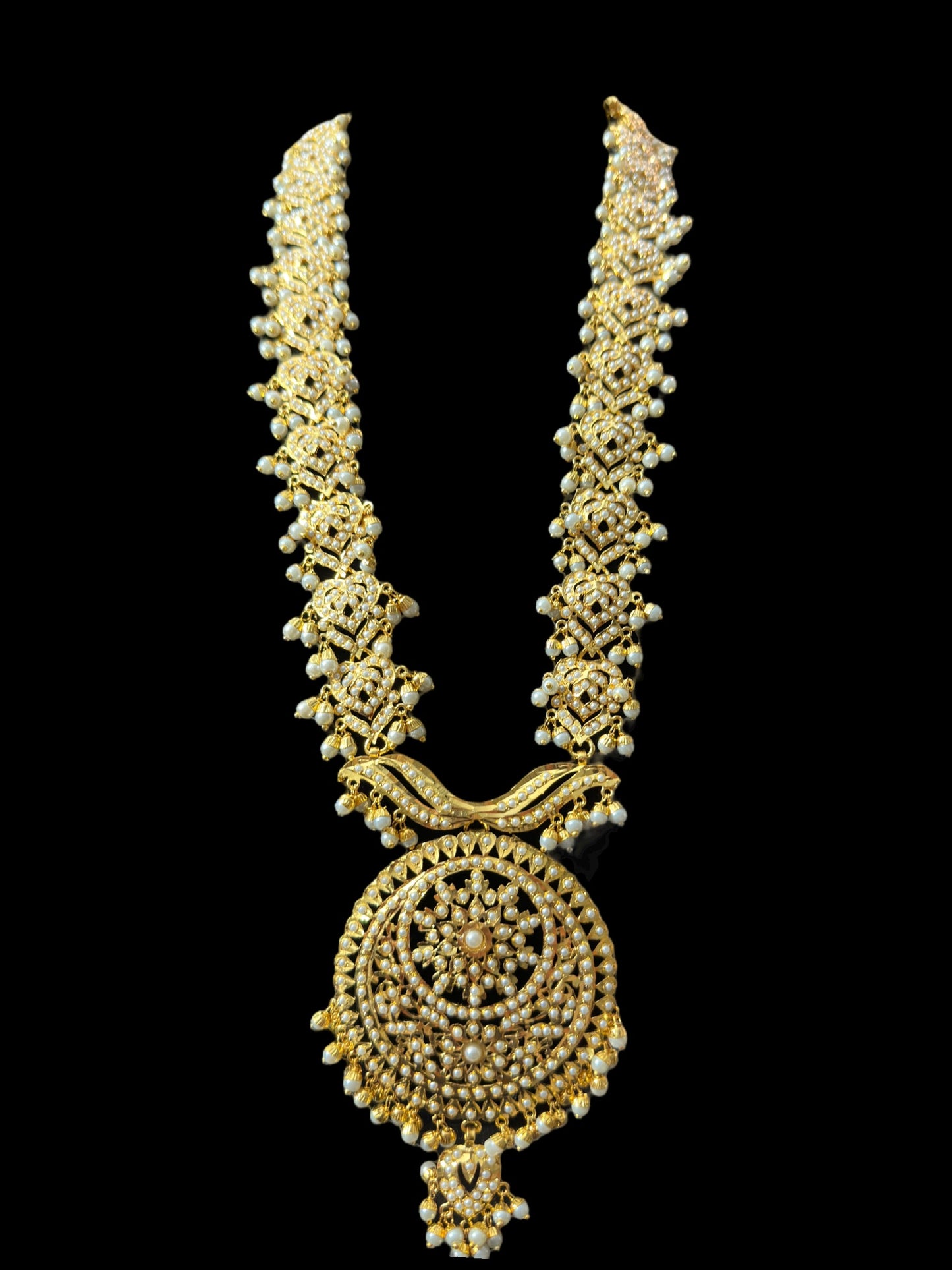 DLN76 Sehba pearl rani haar (SHIPS IN 2 WEEKS )
