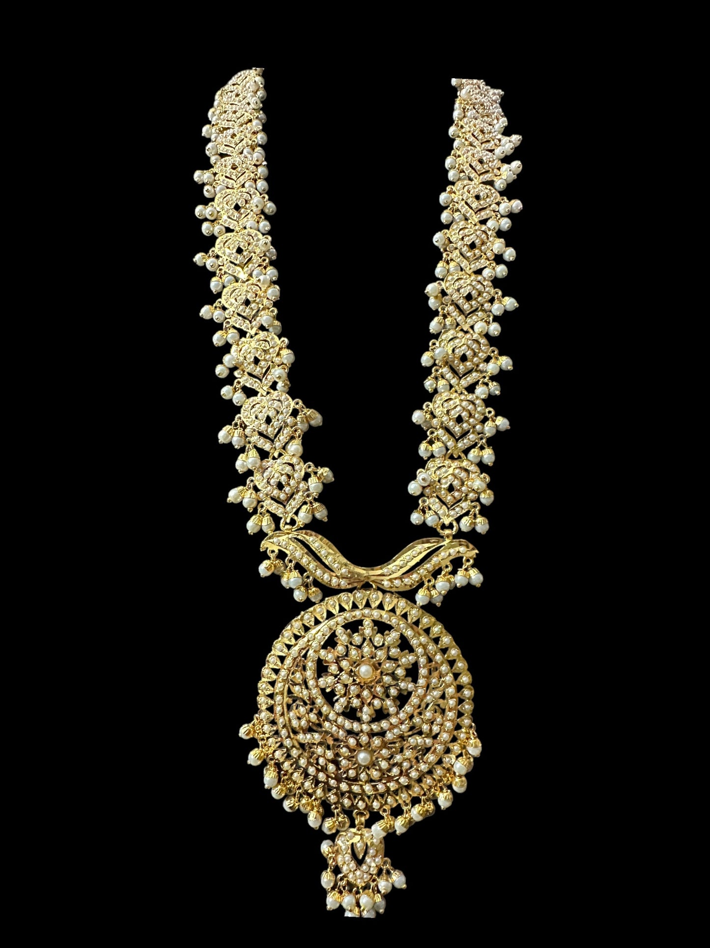DLN76 Sehba pearl rani haar (SHIPS IN 2 WEEKS )