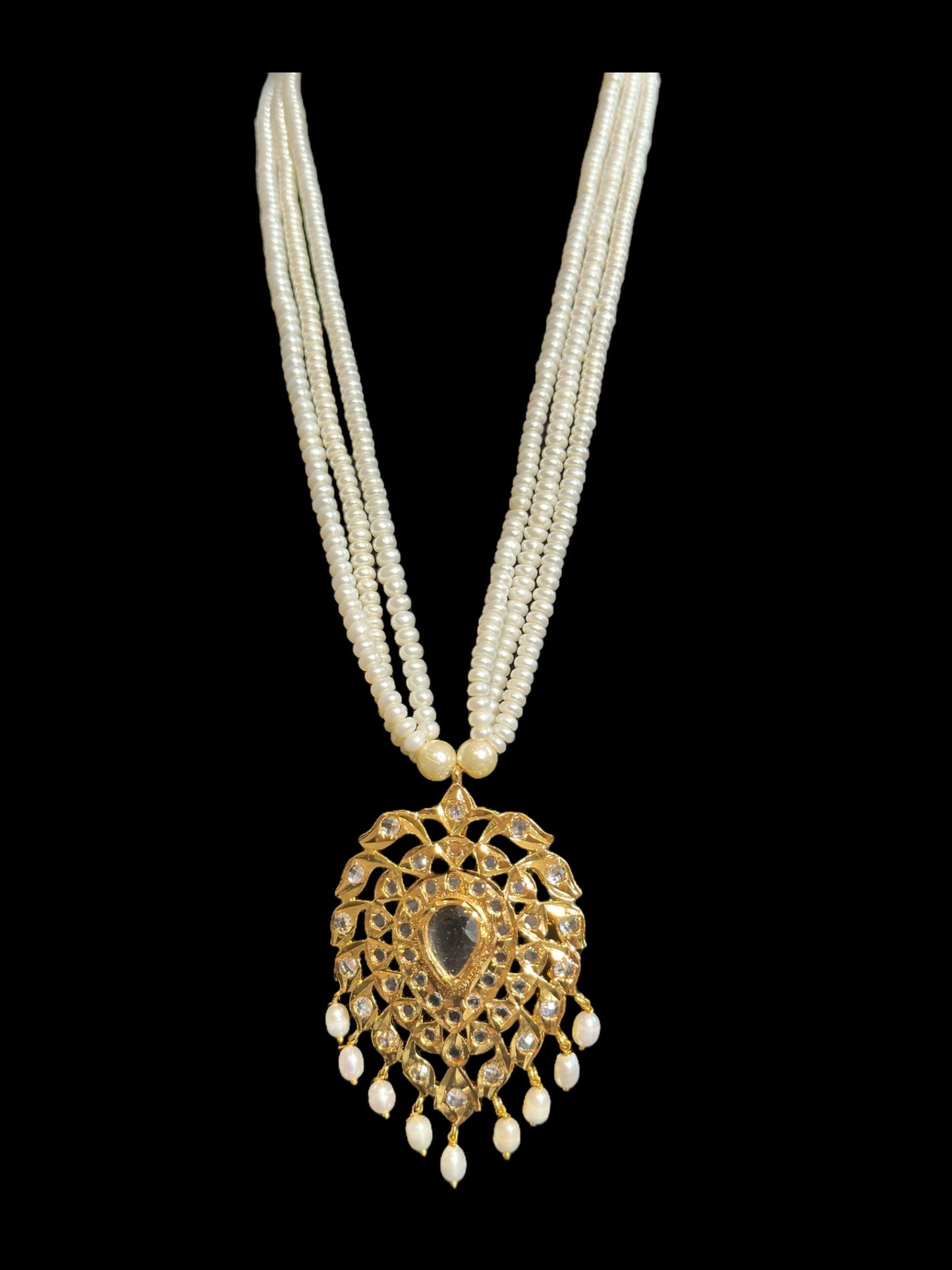 PS345 Alvira pan necklace set in fresh water pearls (READY TO SHIP )