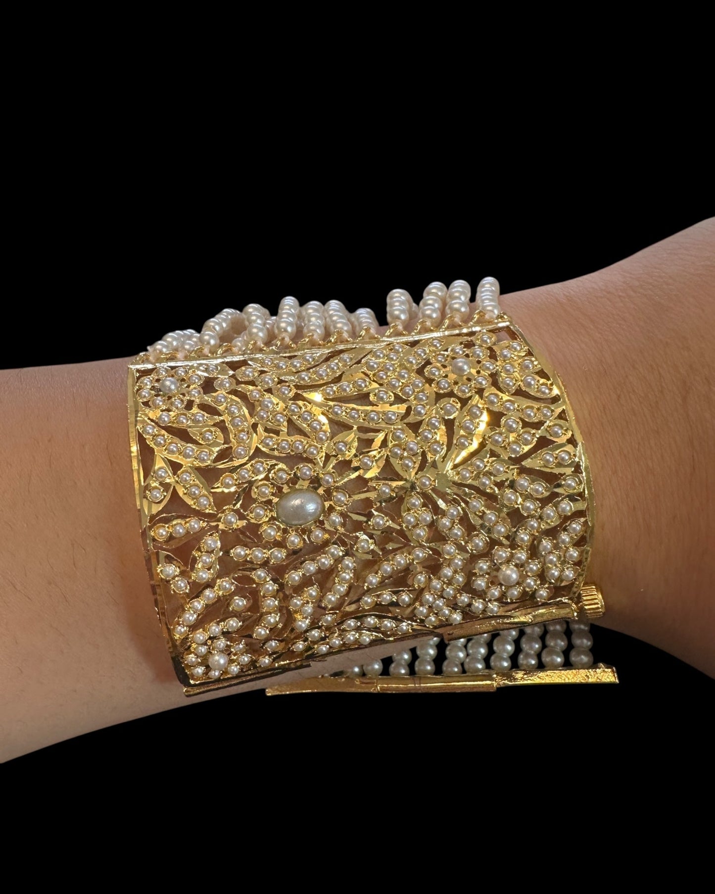 B302  Jadau bahi / bracelet ( READY TO SHIP )